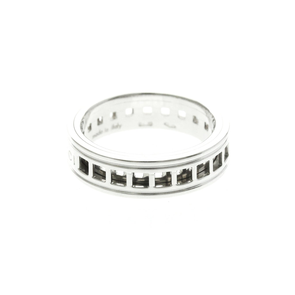 Gucci Scroll · 18K White Gold