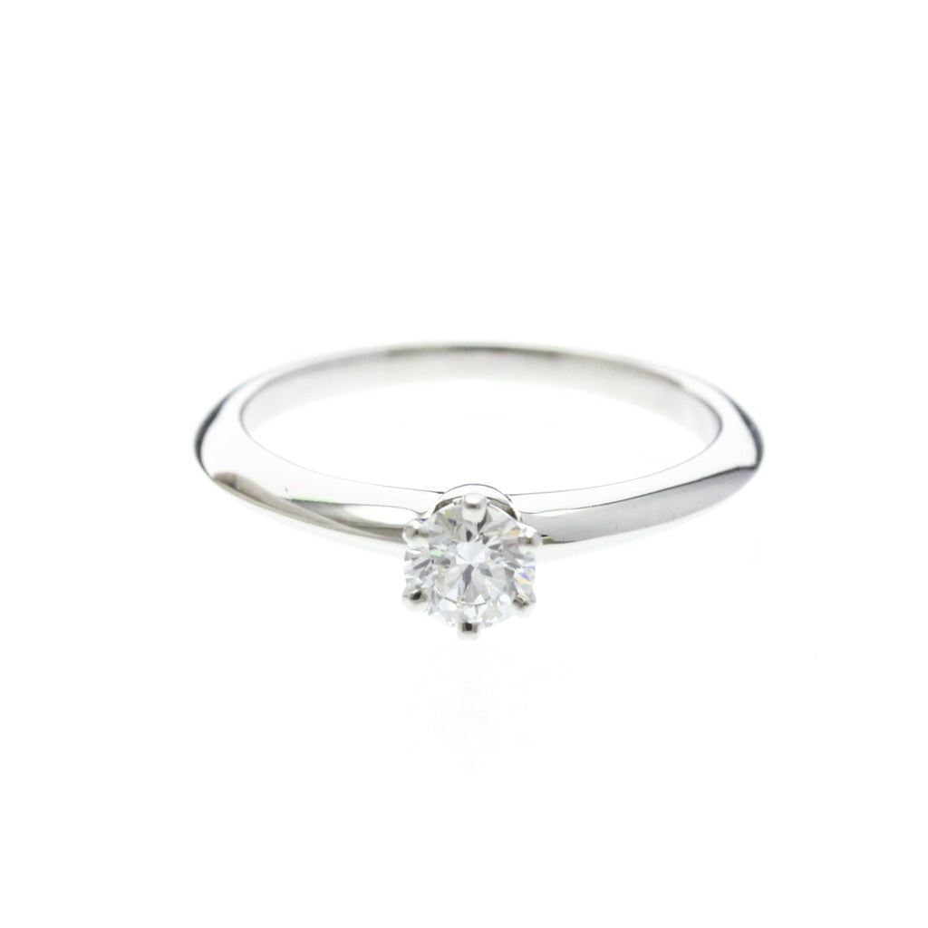Tiffany Solitaire · Platinum · Diamond