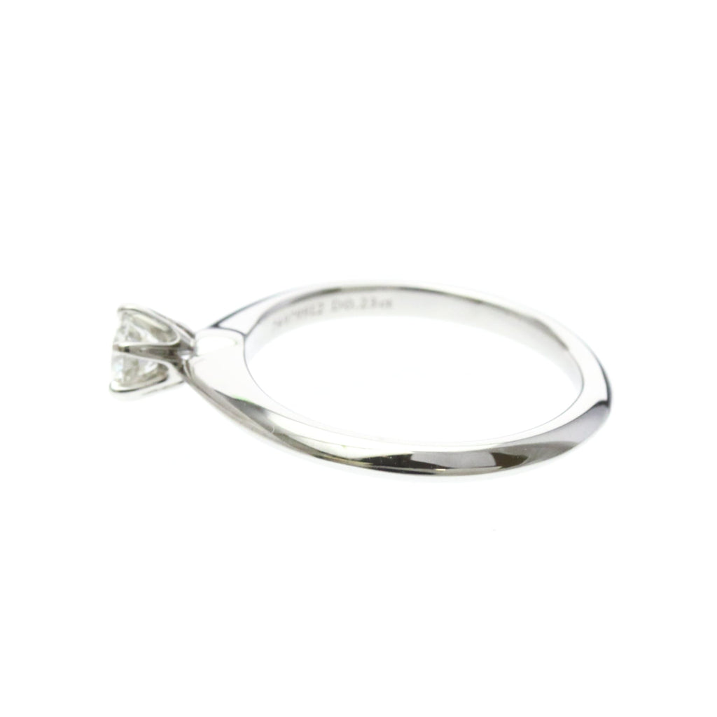 Tiffany Solitaire · Diamond · Platinum