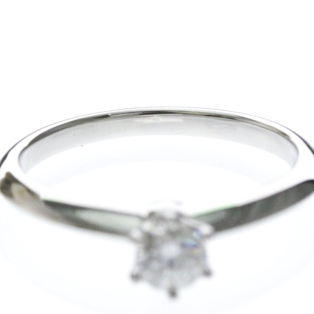 Tiffany Solitaire · Diamond · Platinum · VVS2