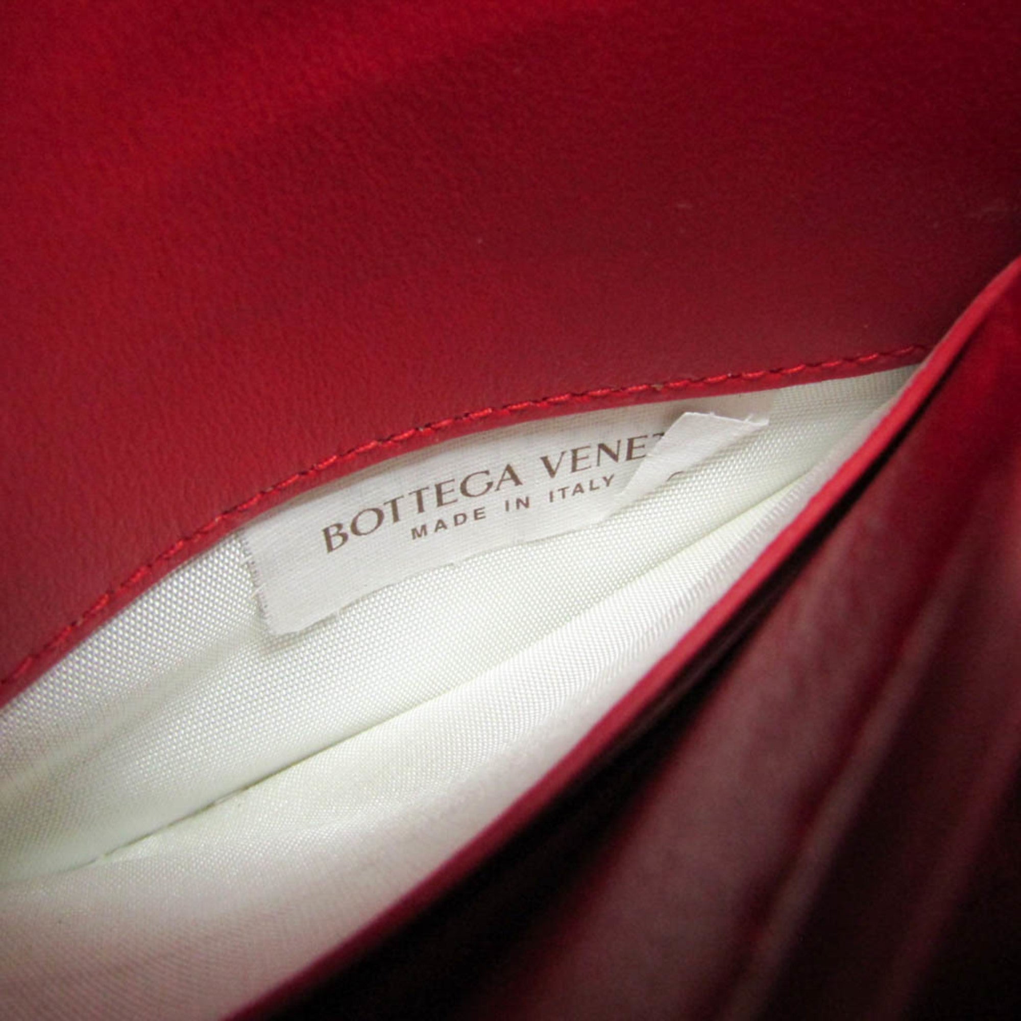 Bottega Veneta Intrecciato · Leather