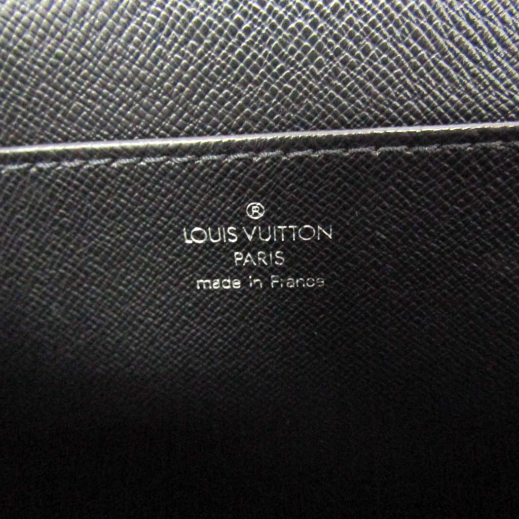 Louis Vuitton Taiga Moscow · Briefcase