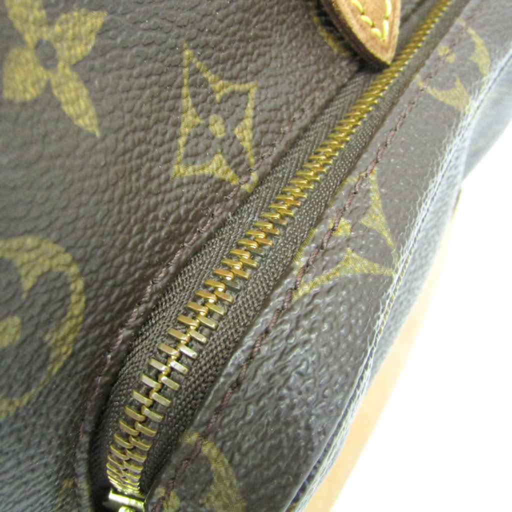 Louis Vuitton Montsouris MM · Monogram