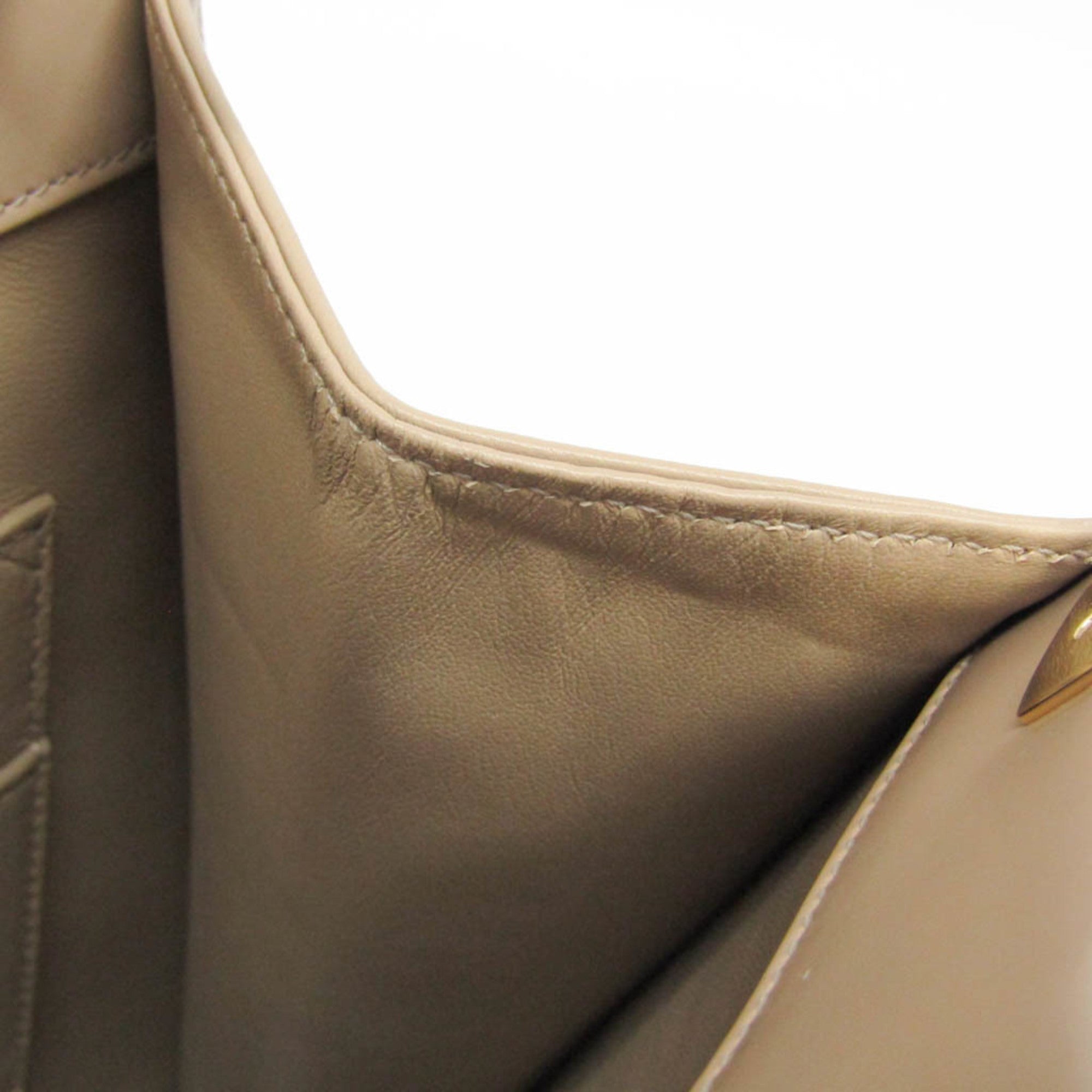 Salvatore Ferragamo Gancini · Leather