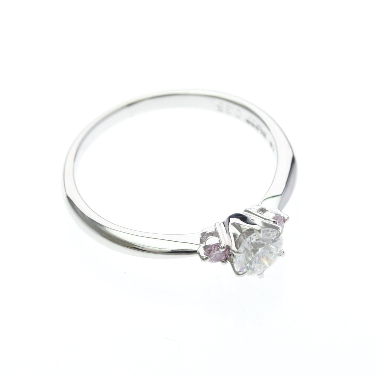 Tasaki Diamond · Platinum · Solitaire