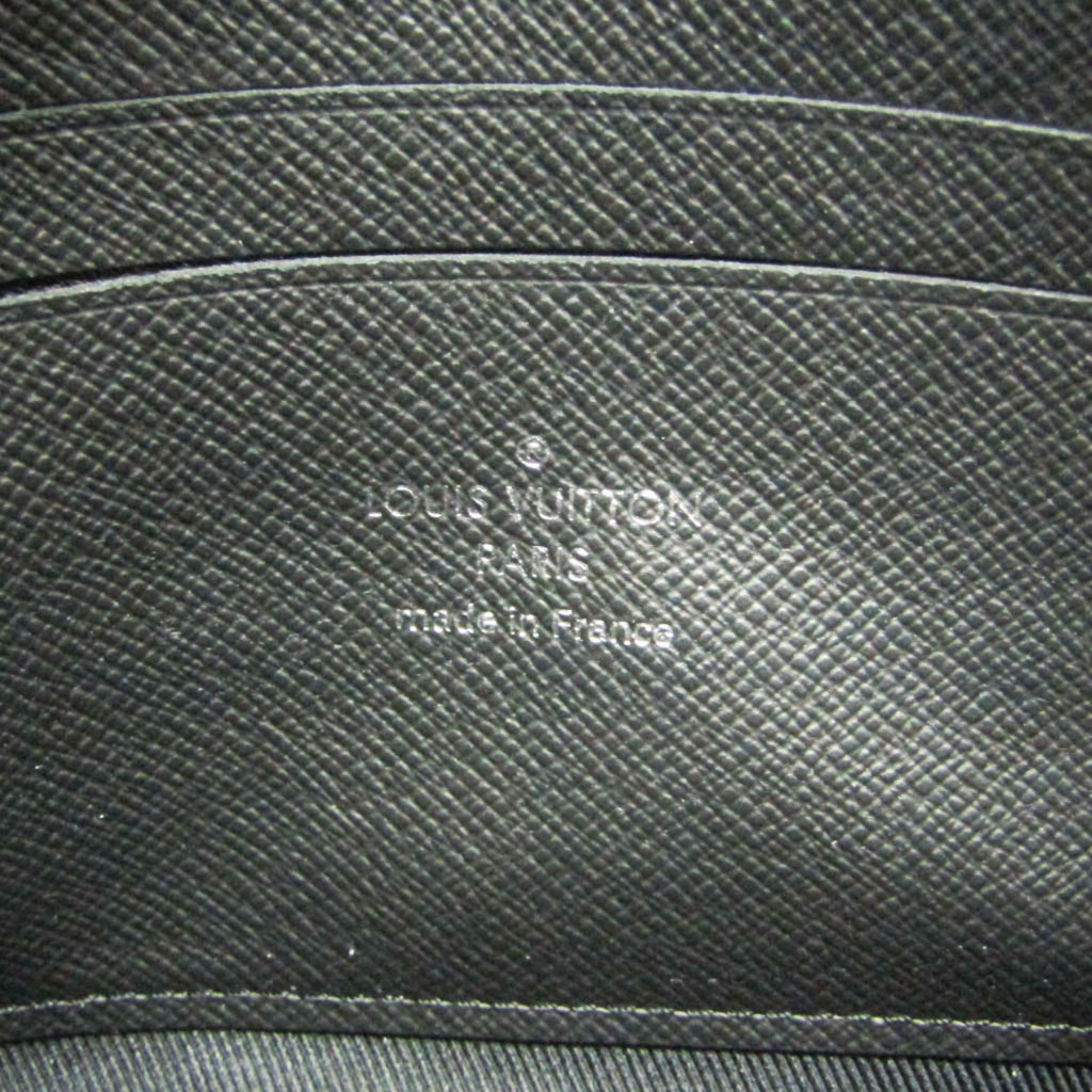 Louis Vuitton Pochette Discovery PM · Eclipse