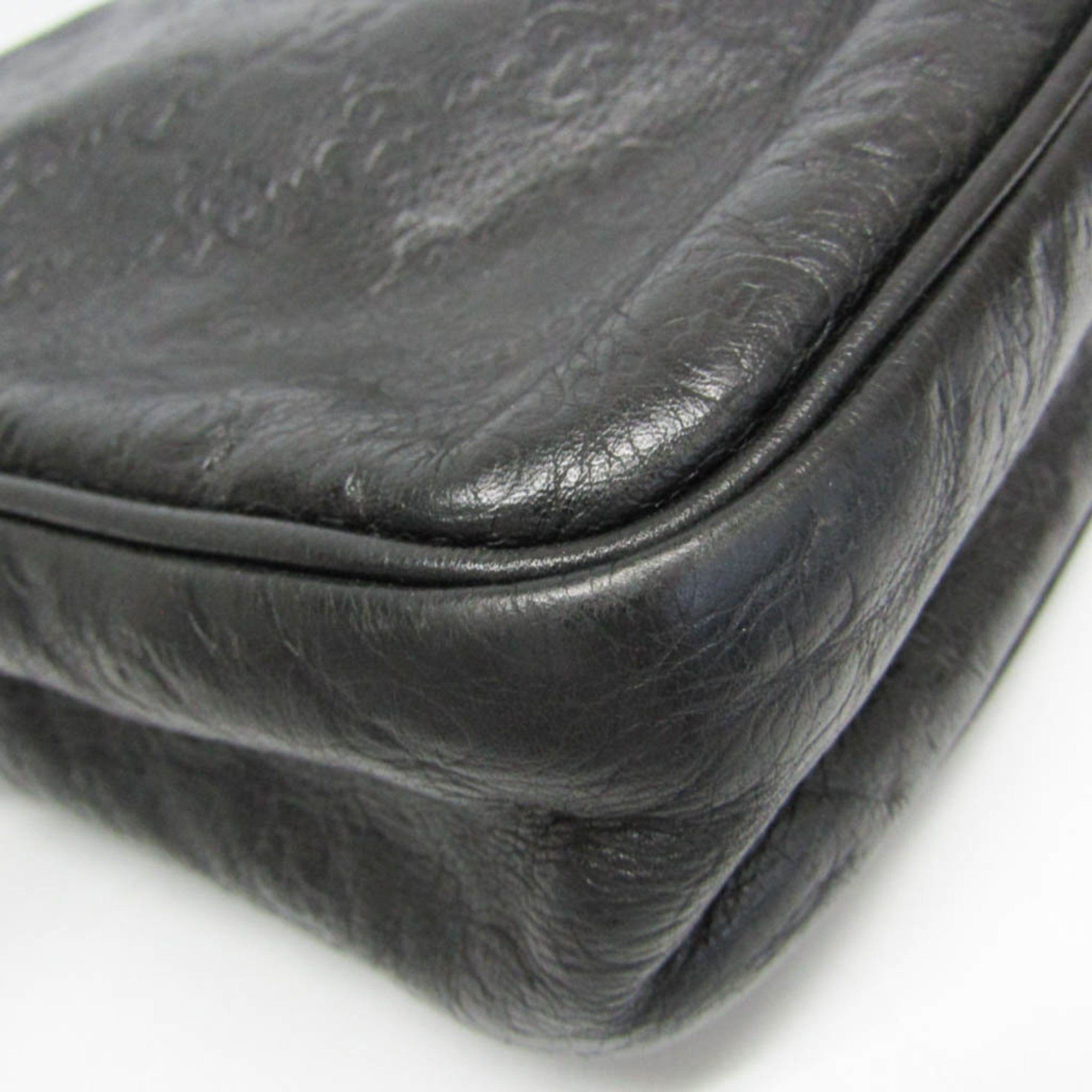 Gucci Guccissima · Embossed Leather