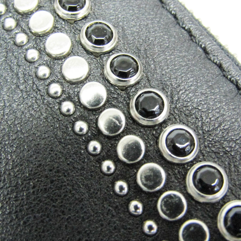 Valentino Garavani Rockstud · Leather Clutch