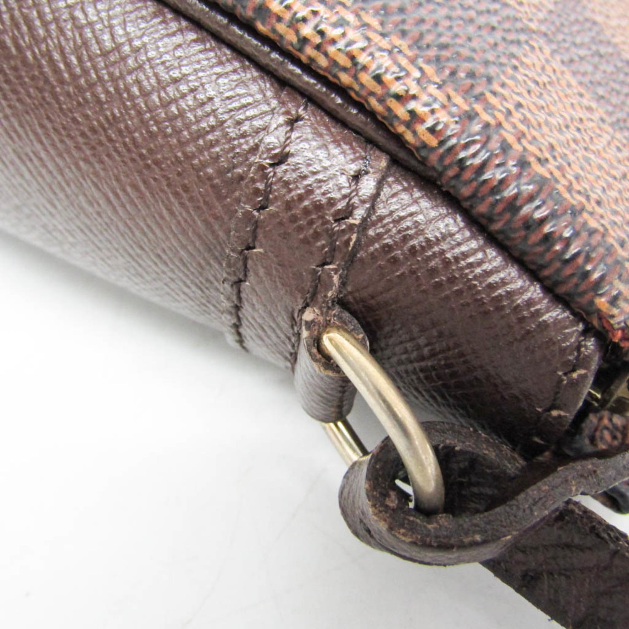 Louis Vuitton Damier · Makeup Pouch