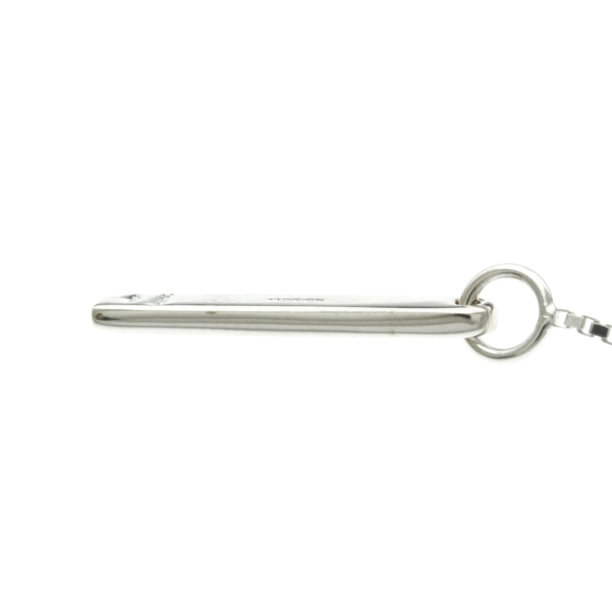 Gucci Lariat · 18K White Gold