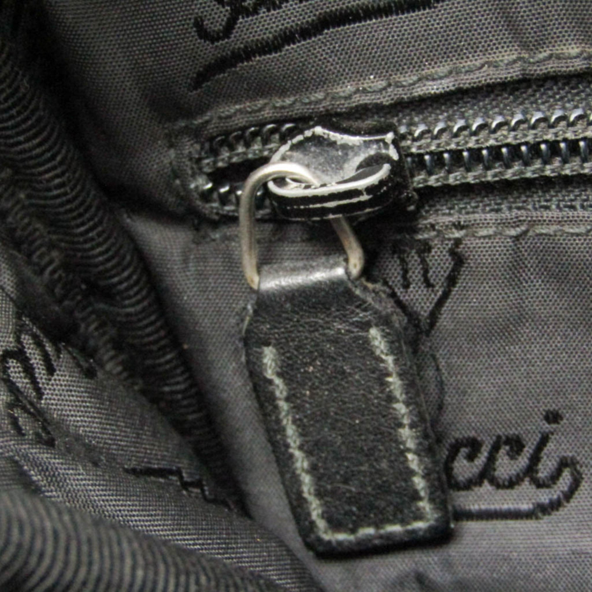 Gucci Guccissima · Embossed Leather