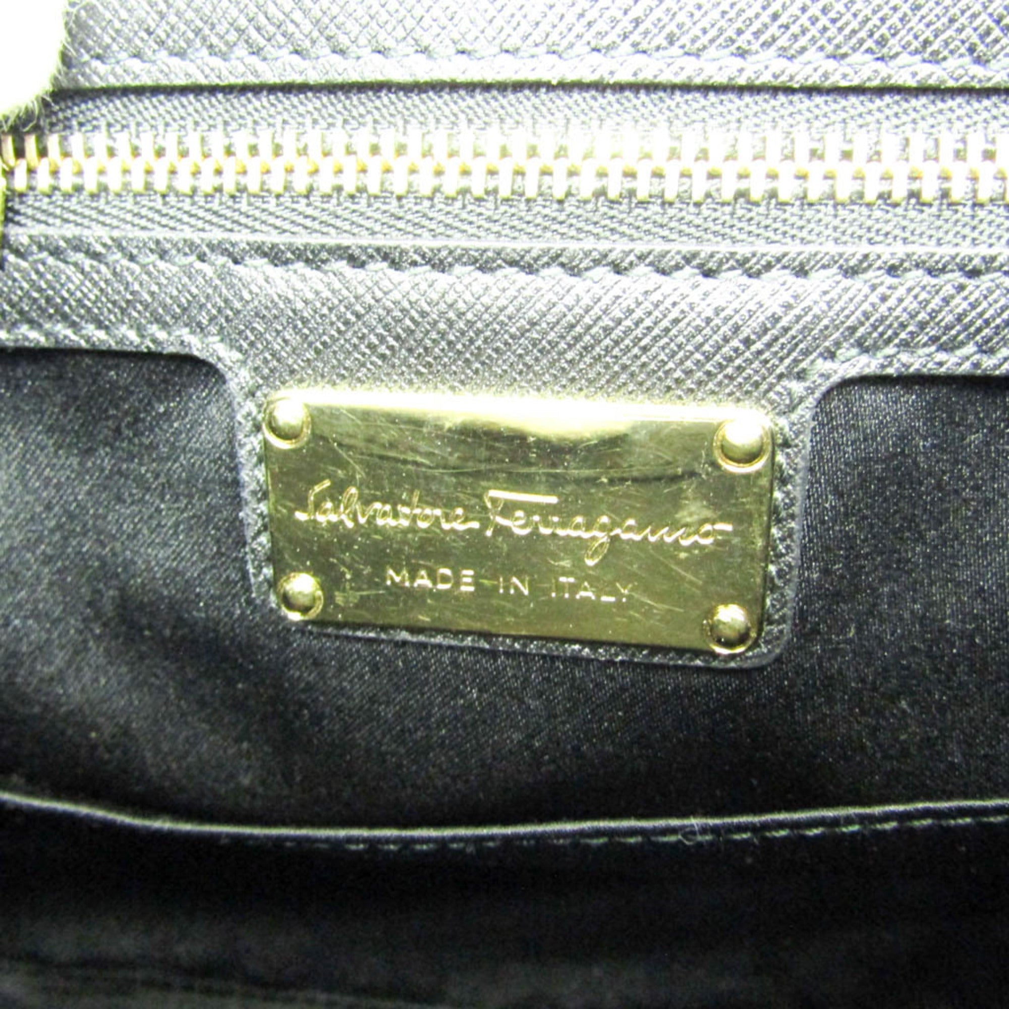 Salvatore Ferragamo Vara · Leather