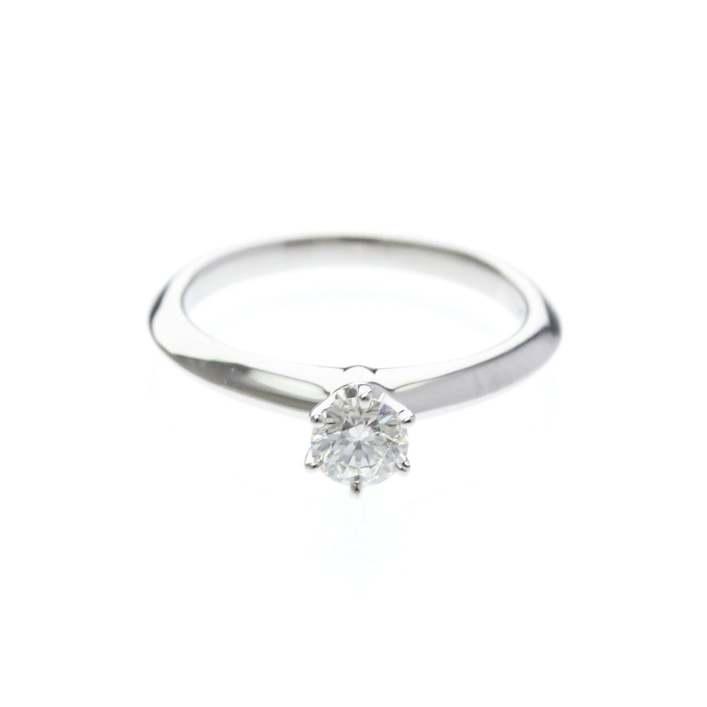 Tiffany Solitaire · Platinum · Diamond