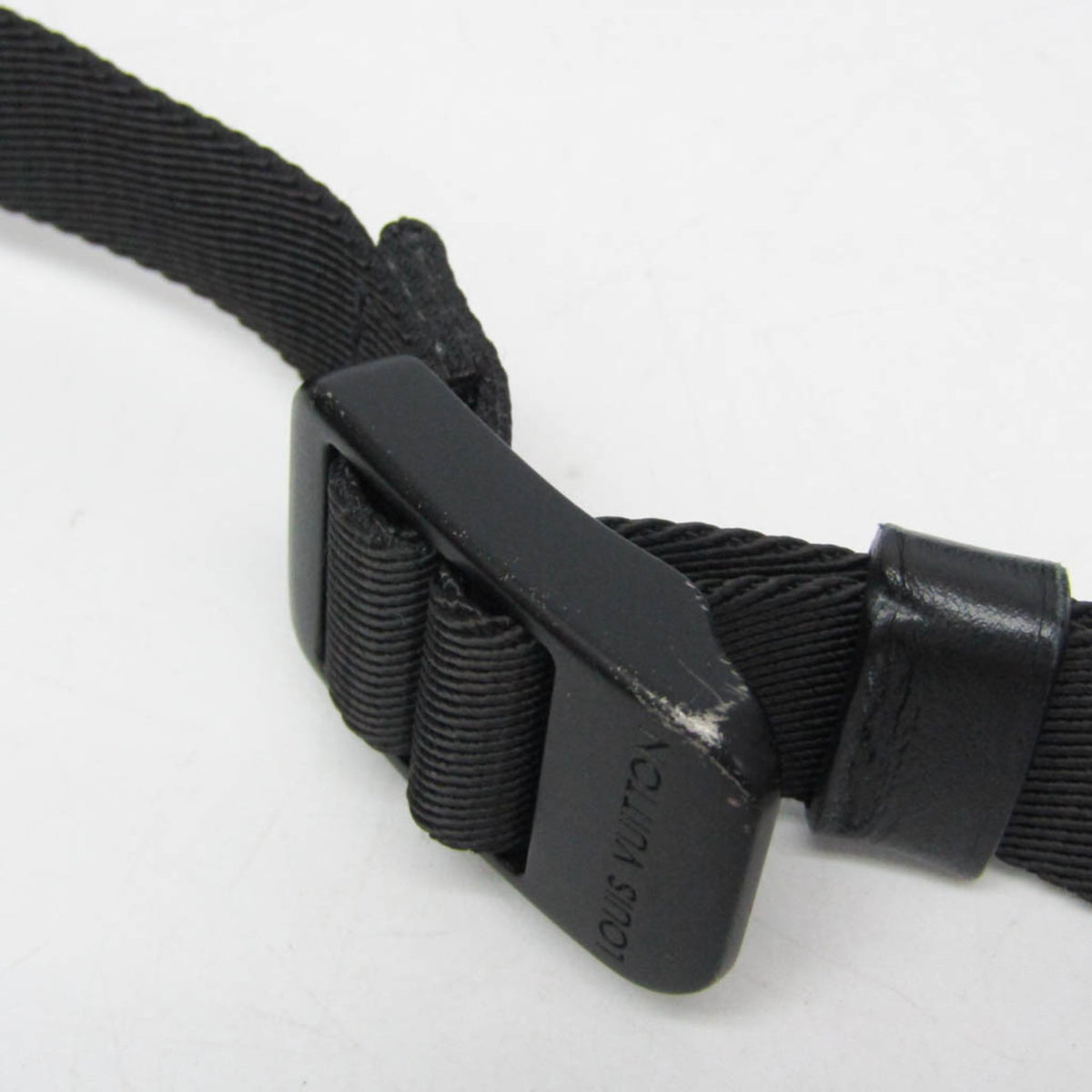 Louis Vuitton Utility Messenger · Damier Graphite