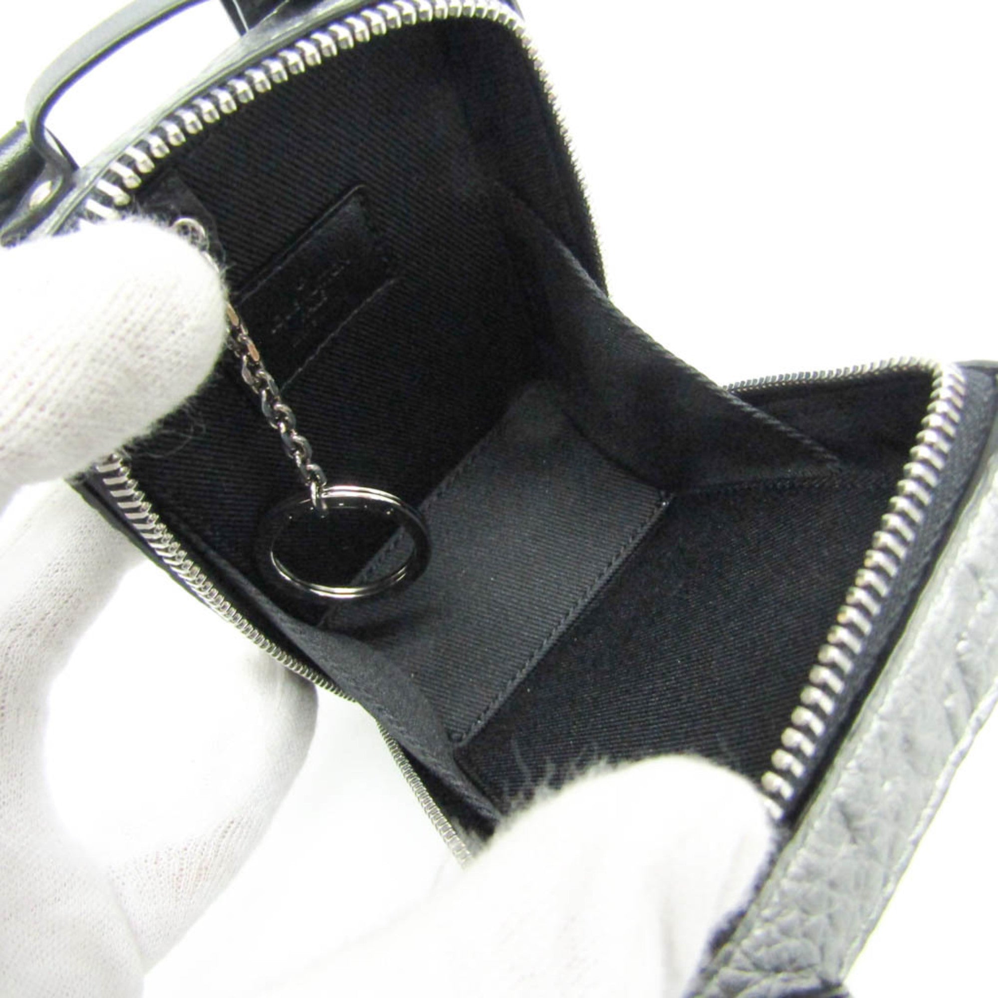 Louis Vuitton Soft Trunk · Bag Charm