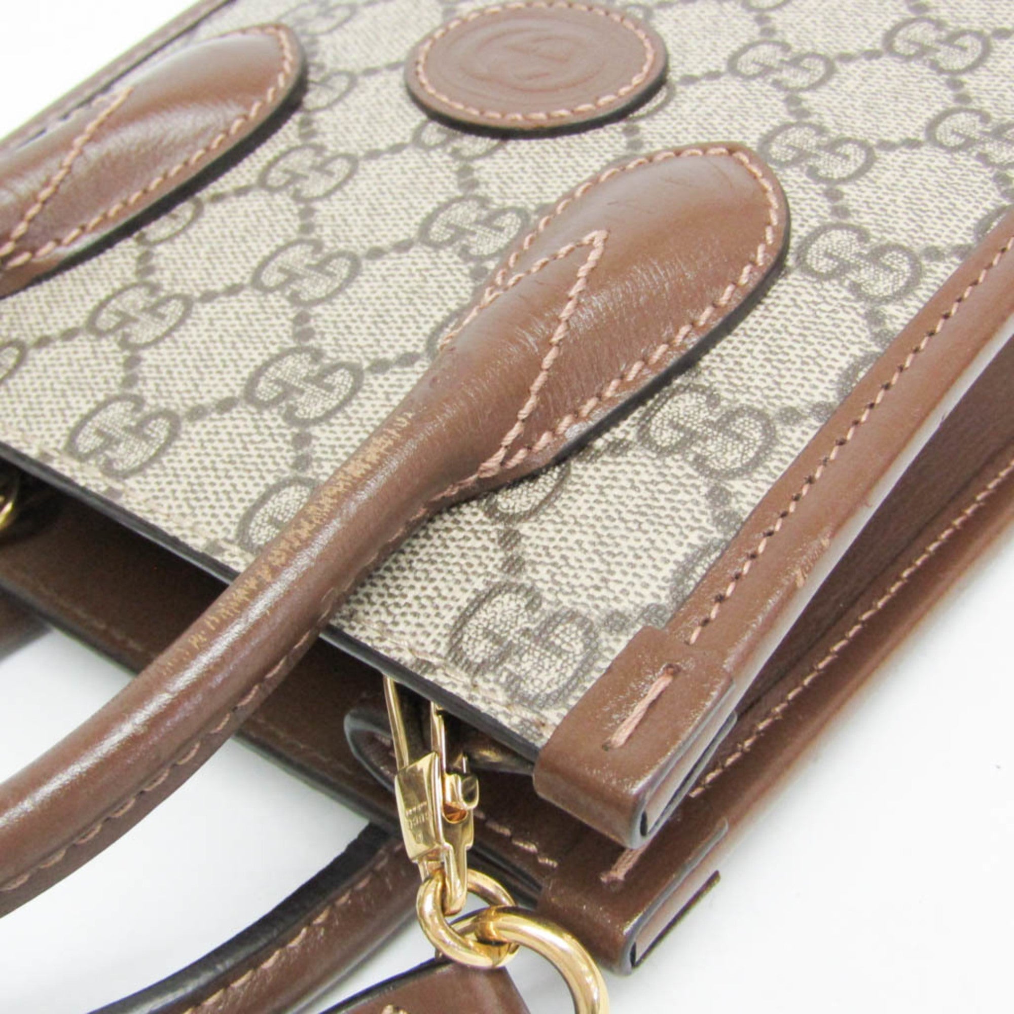 Gucci Interlocking G · GG Supreme · Leather