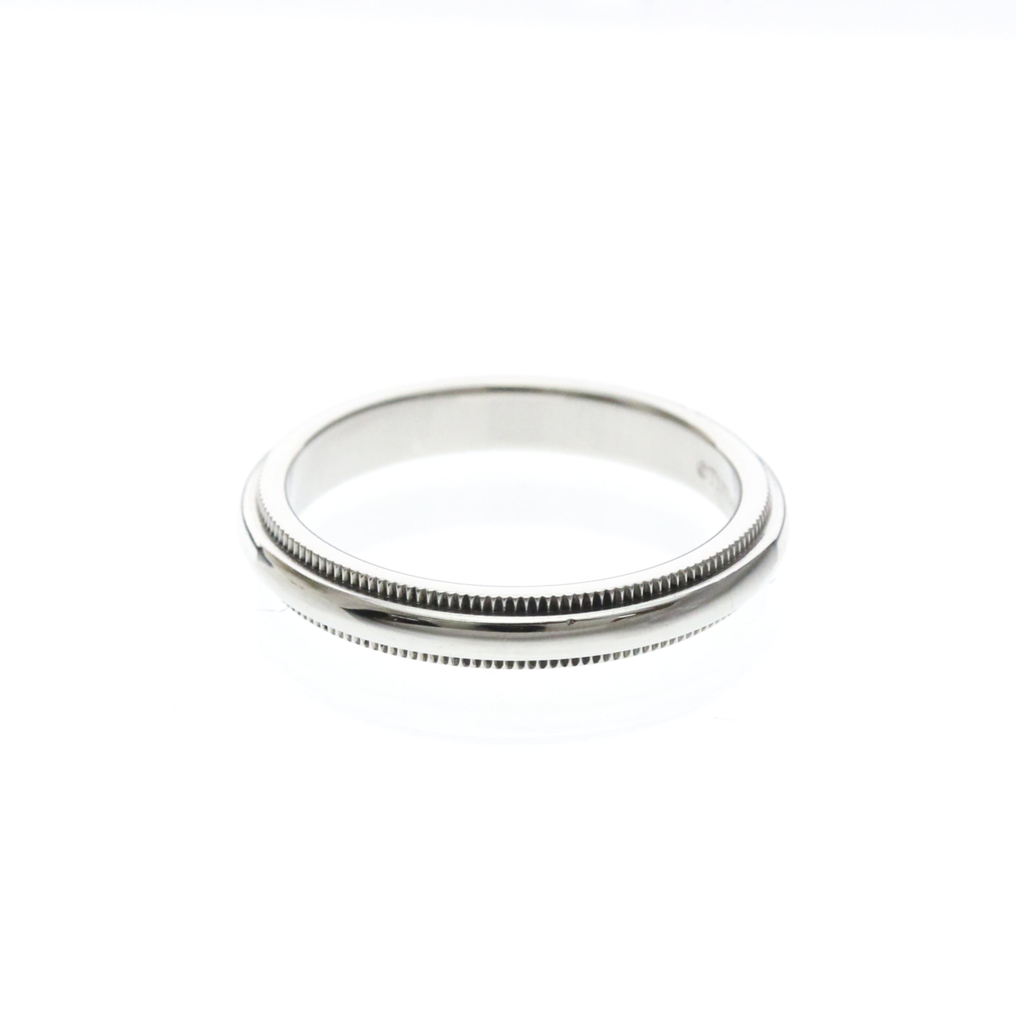 Tiffany Milgrain · Platinum