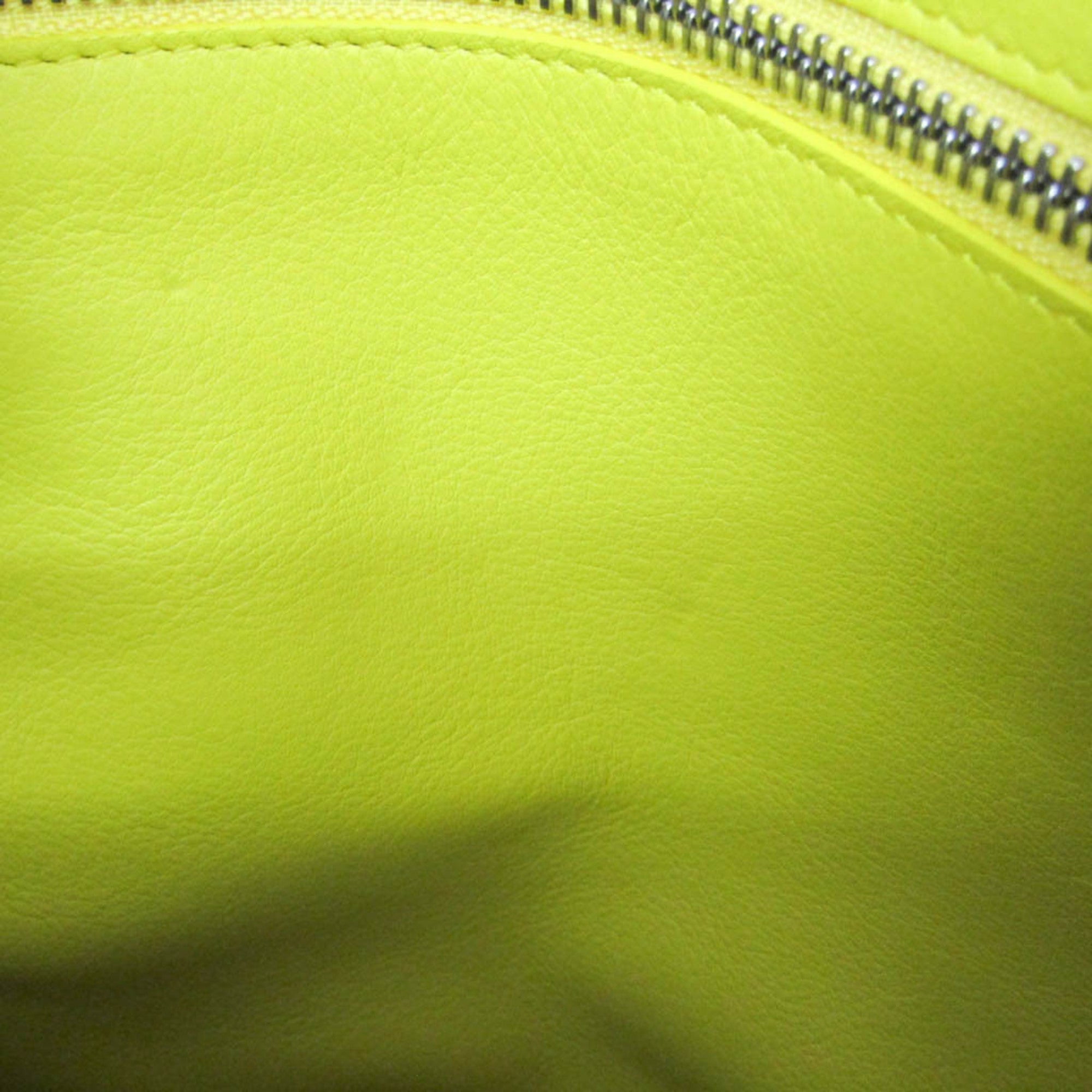 Loewe Amazona 75 · Calfskin