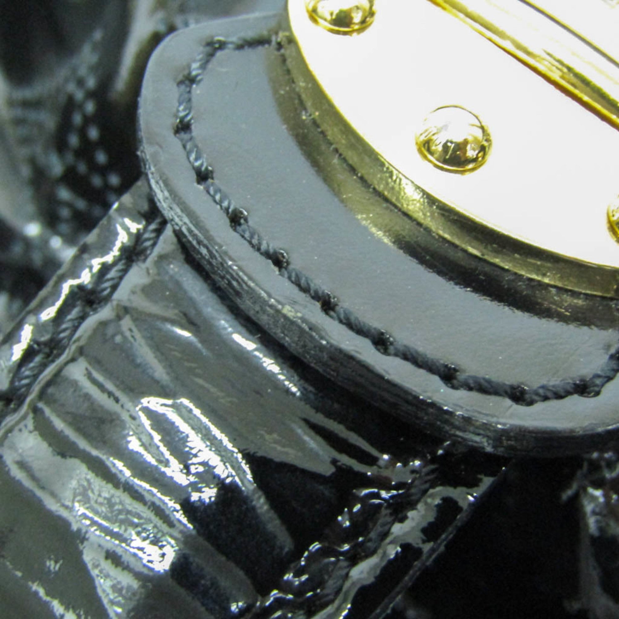 Louis Vuitton Mahina Souriya XL · Patent