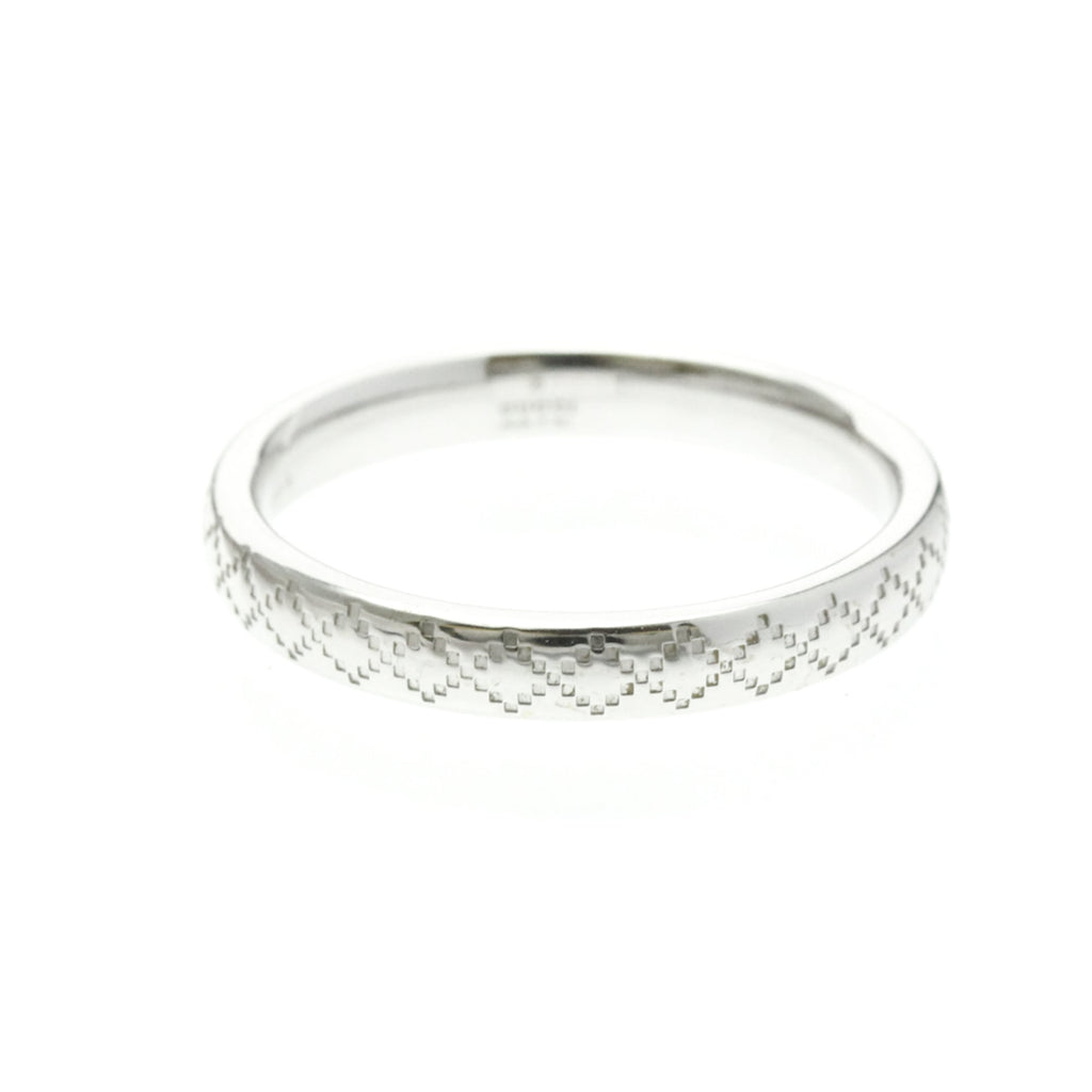 Gucci Diamantissima · 18K White Gold
