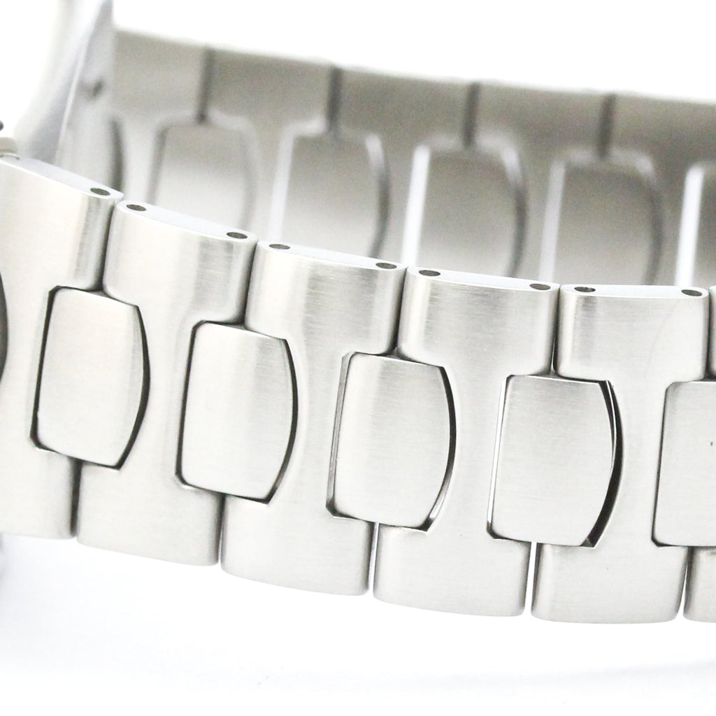 Omega Seamaster Professional 200M · Steel