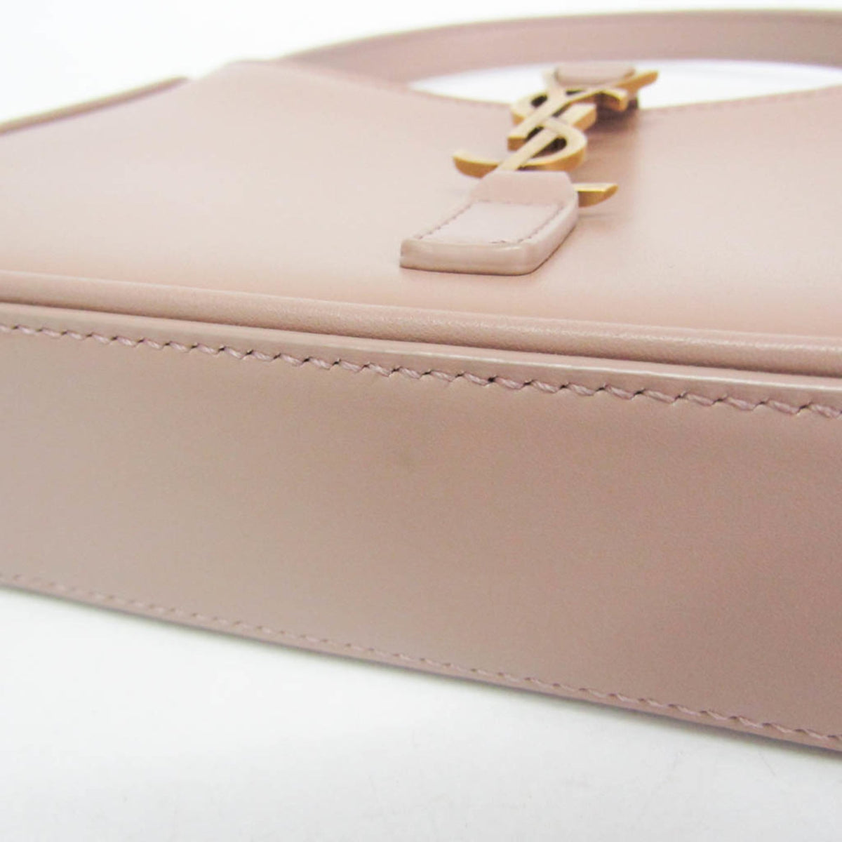 Yves Saint Laurent Le 5 À 7 · Leather