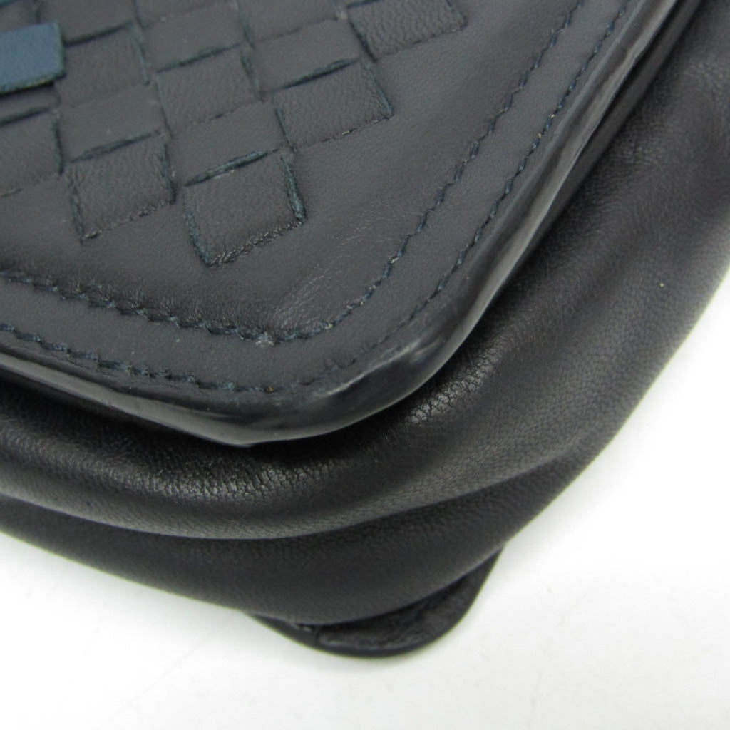 Bottega Veneta Intrecciato · Leather