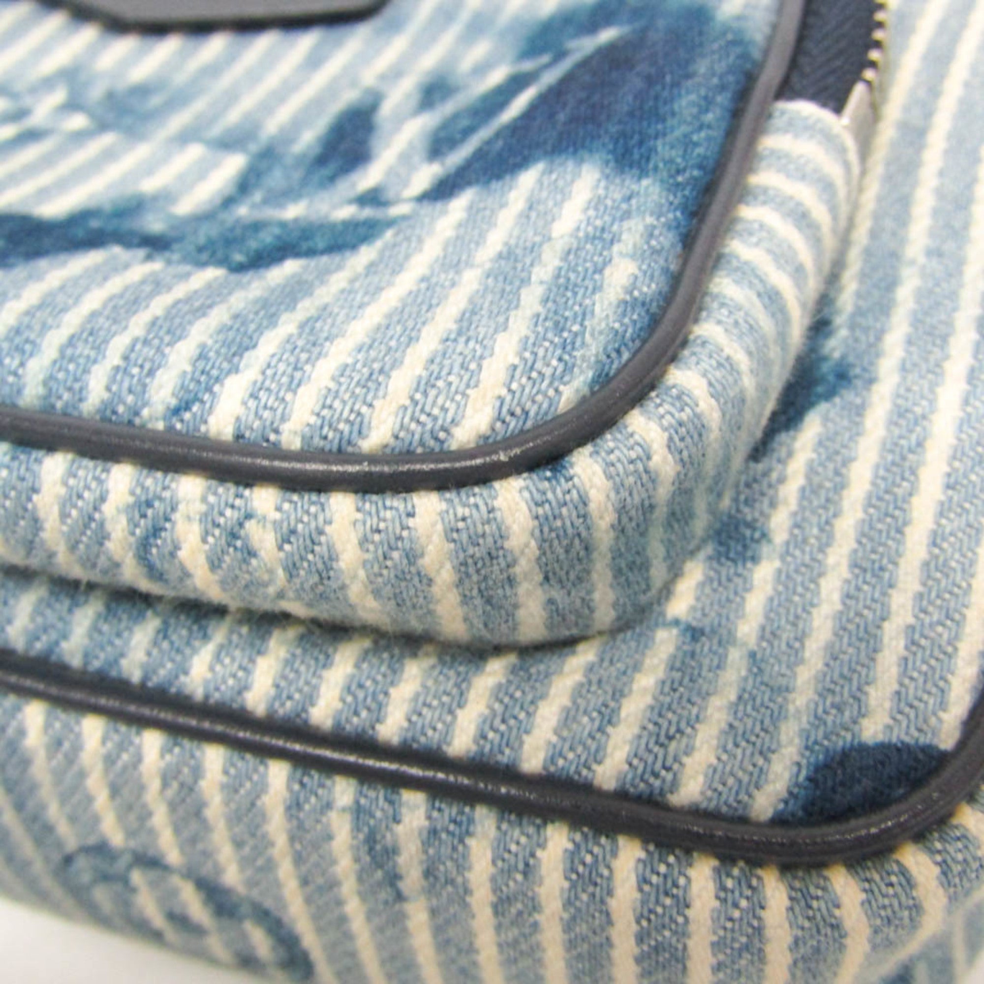 Louis Vuitton Outdoor Pouch · Summer Edition