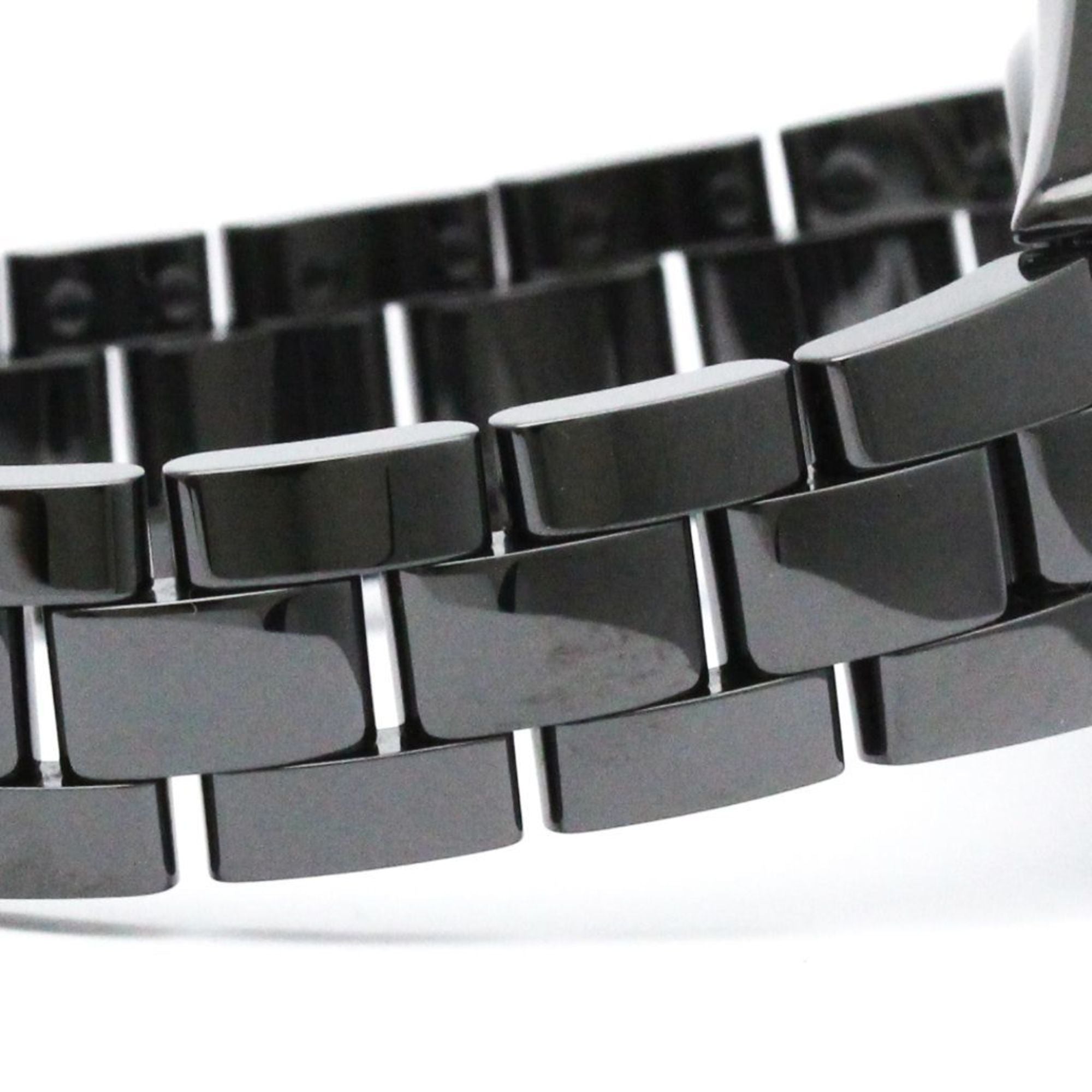 Chanel J12 Phantom · Ceramic · Quartz