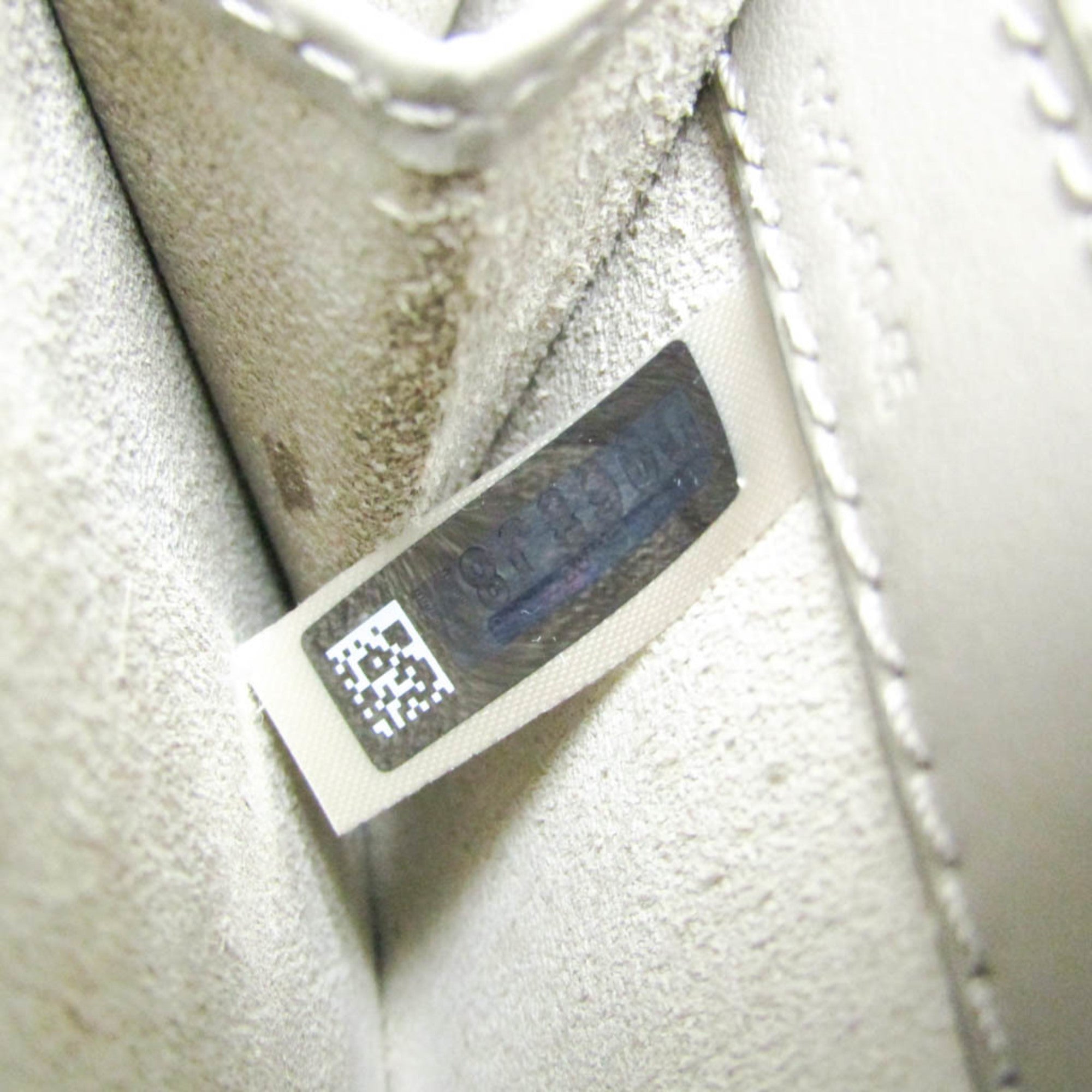 Chloé C Camera Bag · Leather