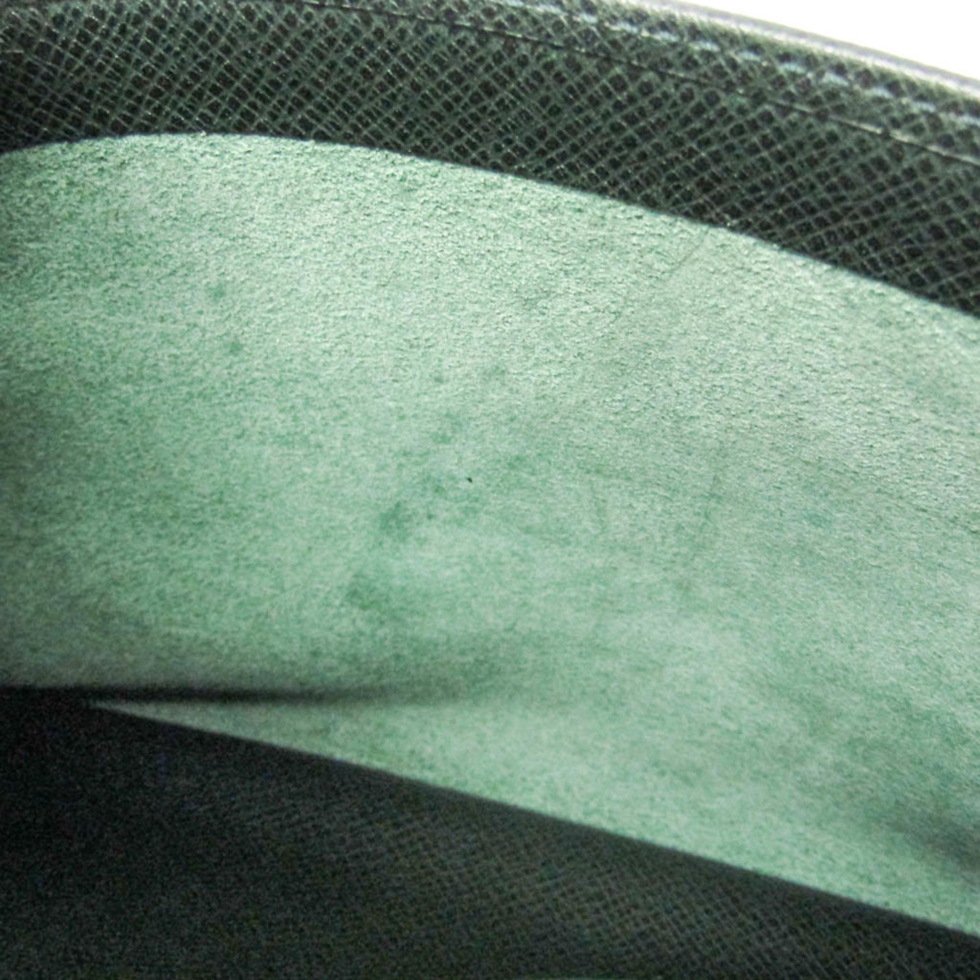 Louis Vuitton Taiga Reporter PM · Episea