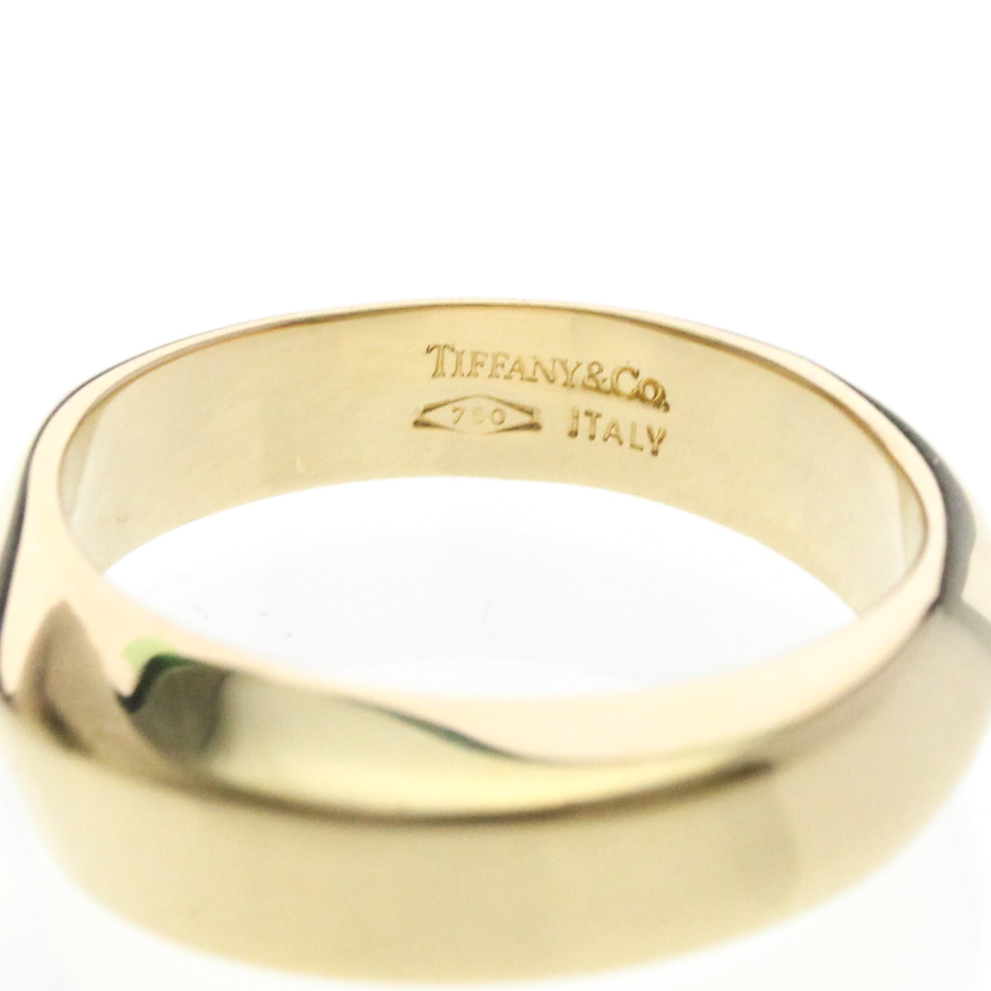 Tiffany Knife-Edge · 18K Yellow Gold