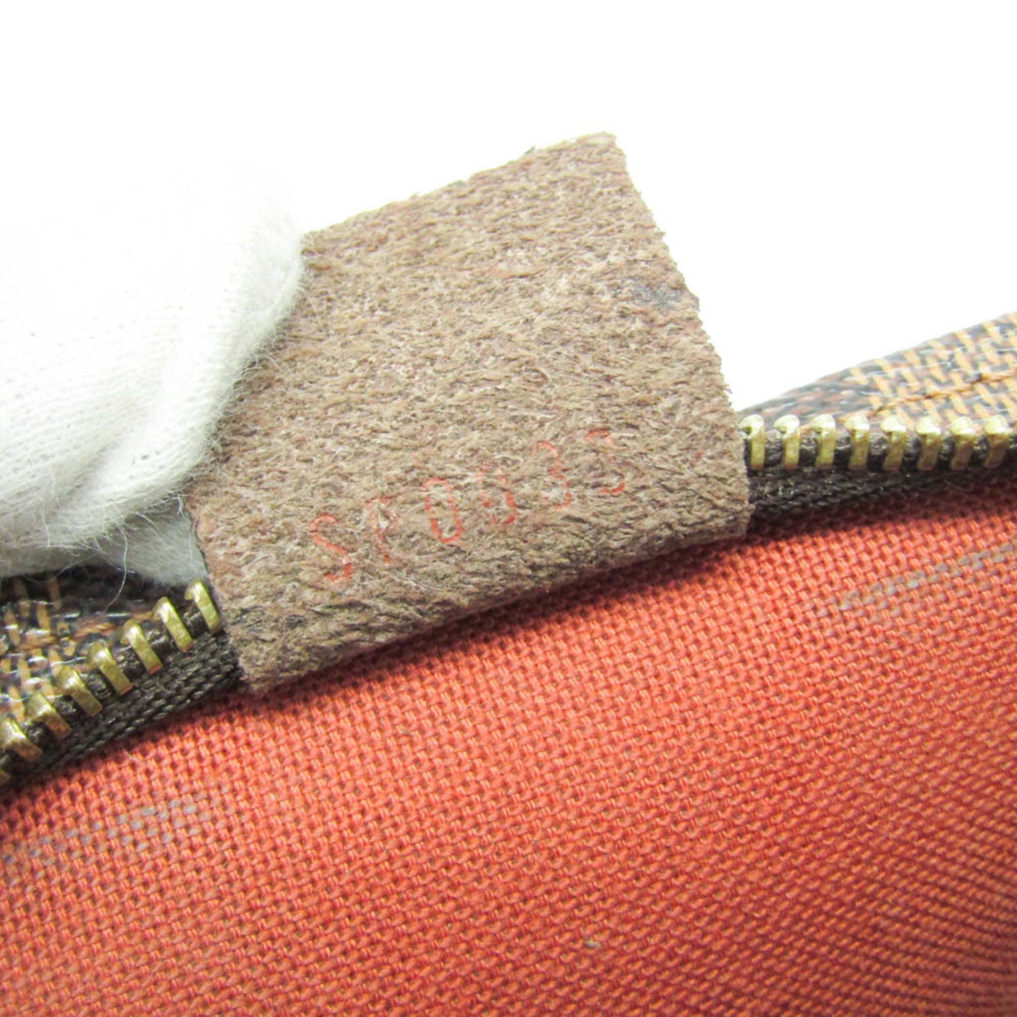 Louis Vuitton Damier · Makeup Pouch