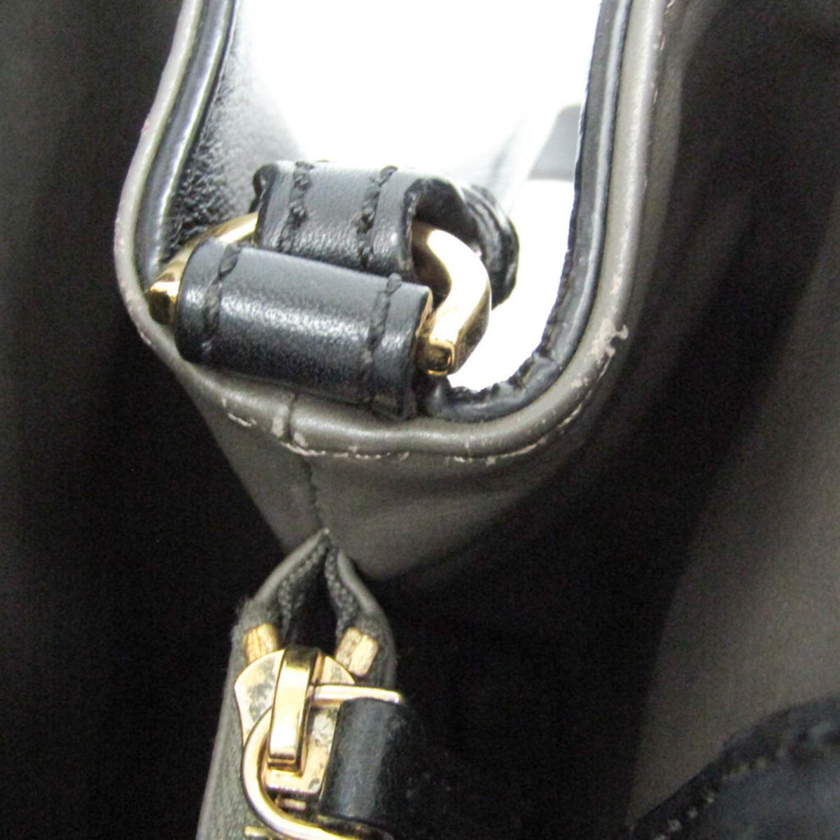 Fendi Toujour · Leather