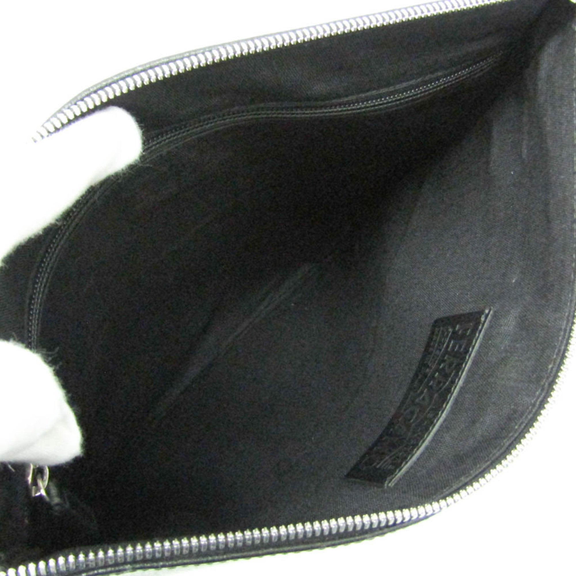 Salvatore Ferragamo · Leather Messenger
