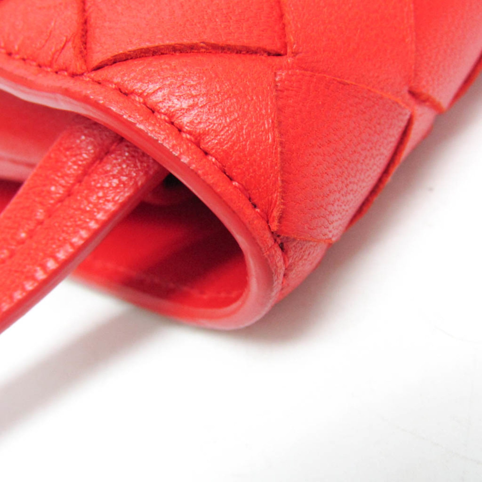 Bottega Veneta Intrecciato · Leather