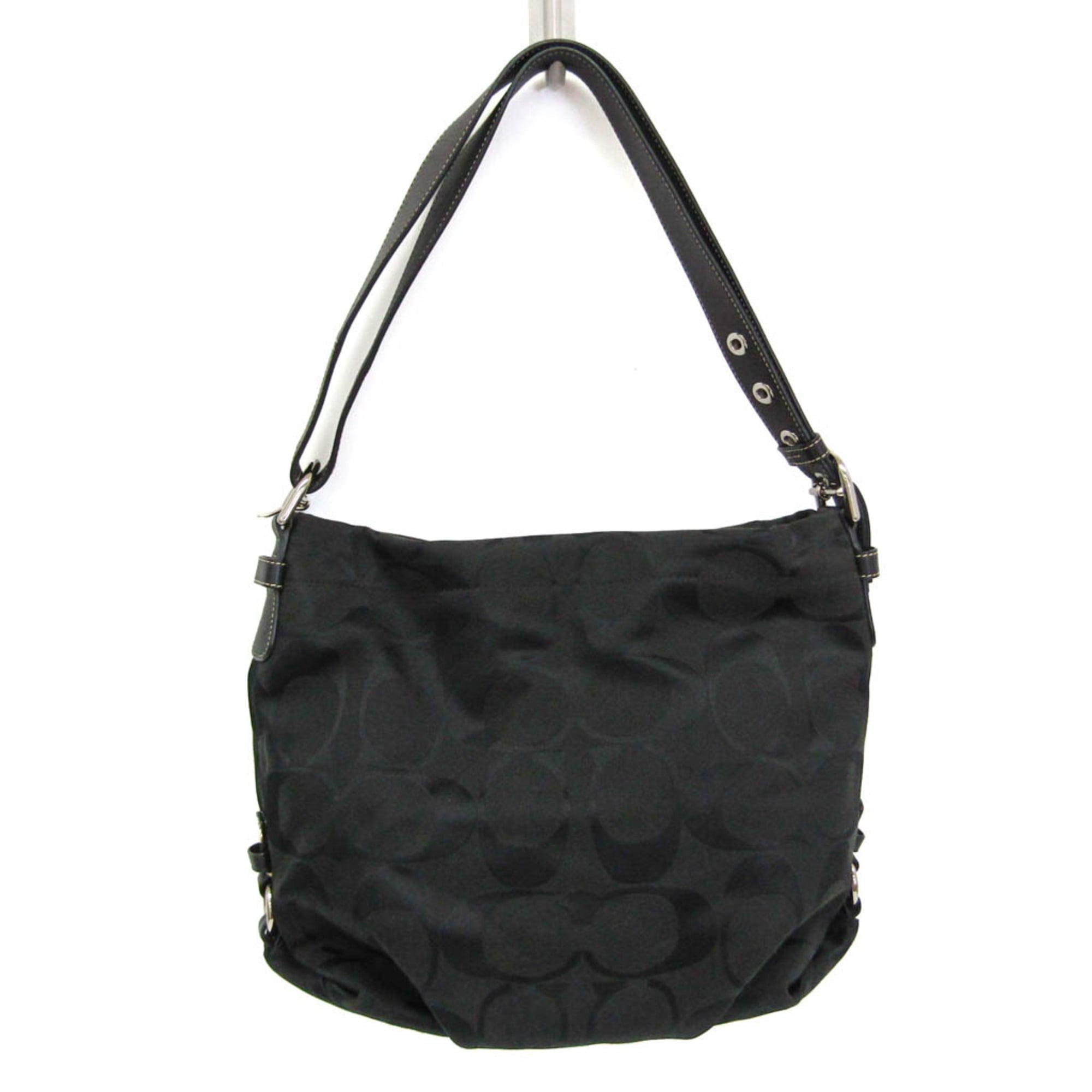 Coach Signature · Canvas & Leather