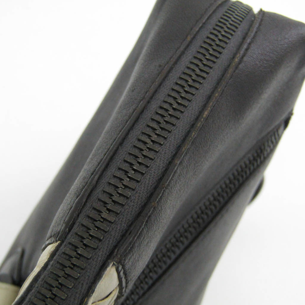 Bottega Veneta Intrecciato · Leather