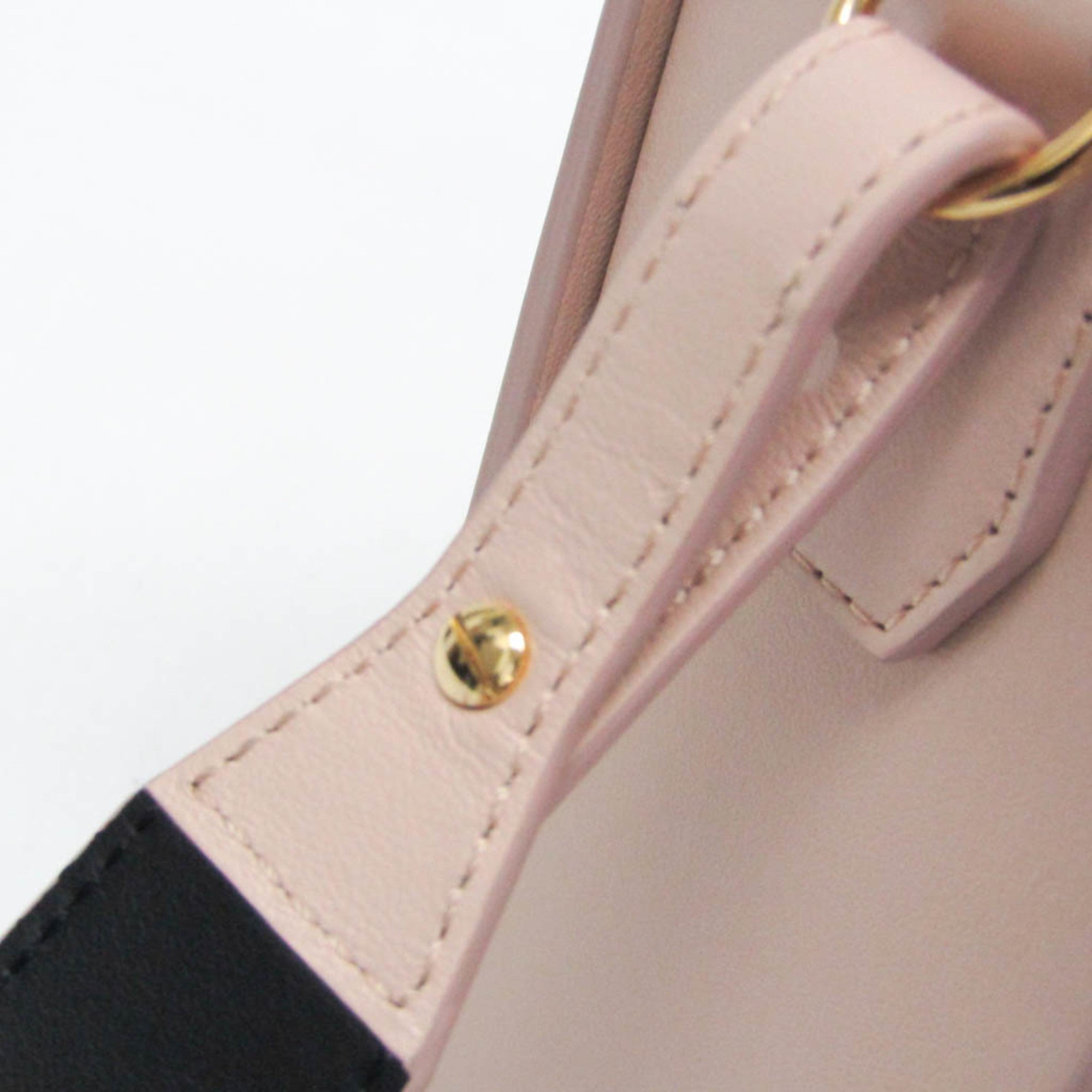 Fendi Box · Leather