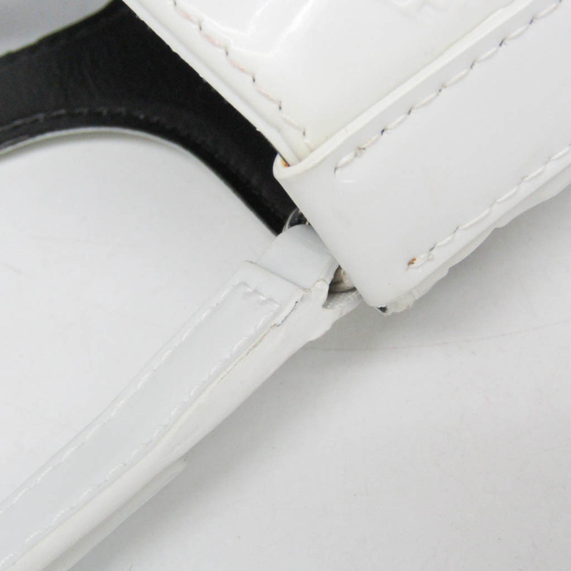 Balenciaga Neo Basket · Patent Leather