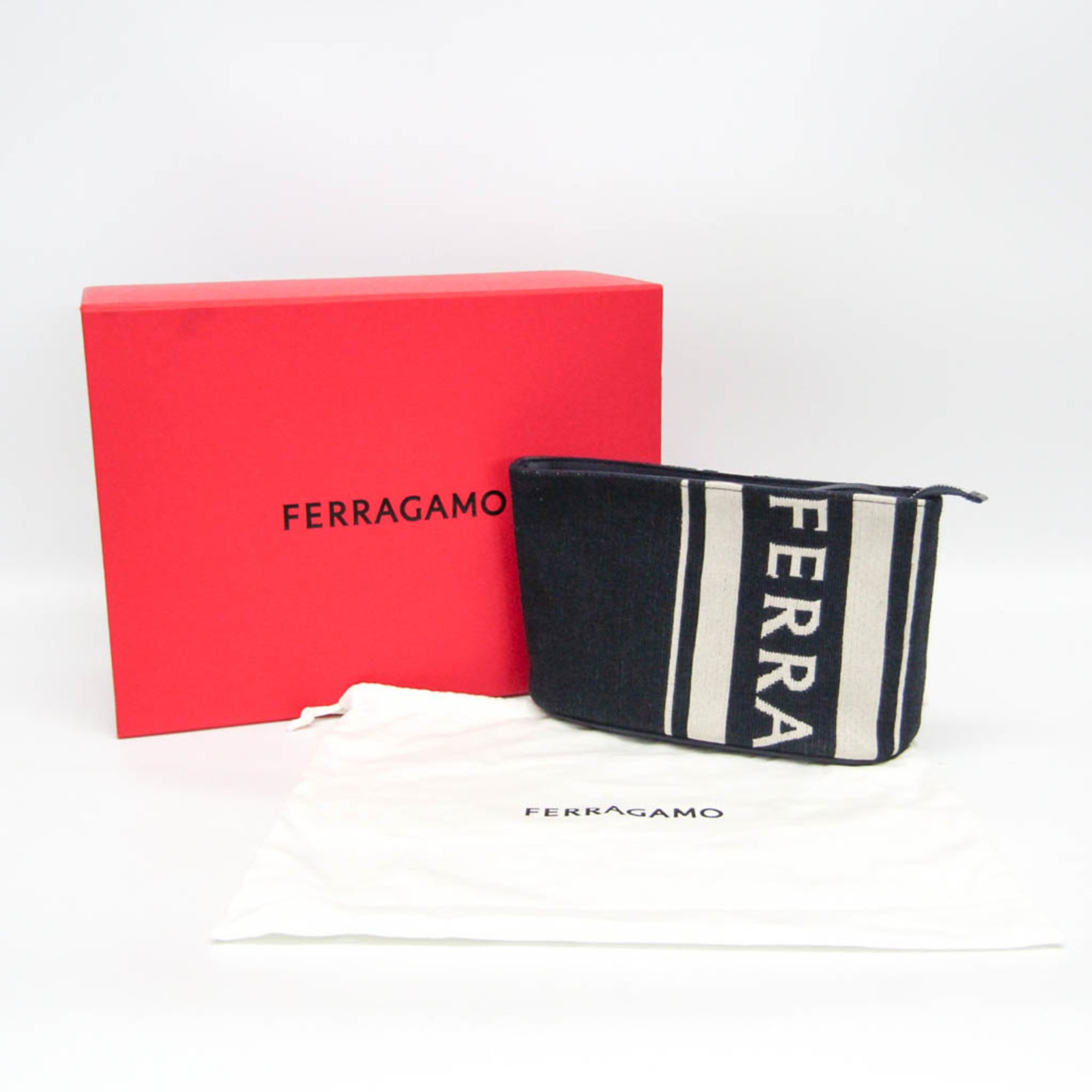 Salvatore Ferragamo Logo · Leather Pouch