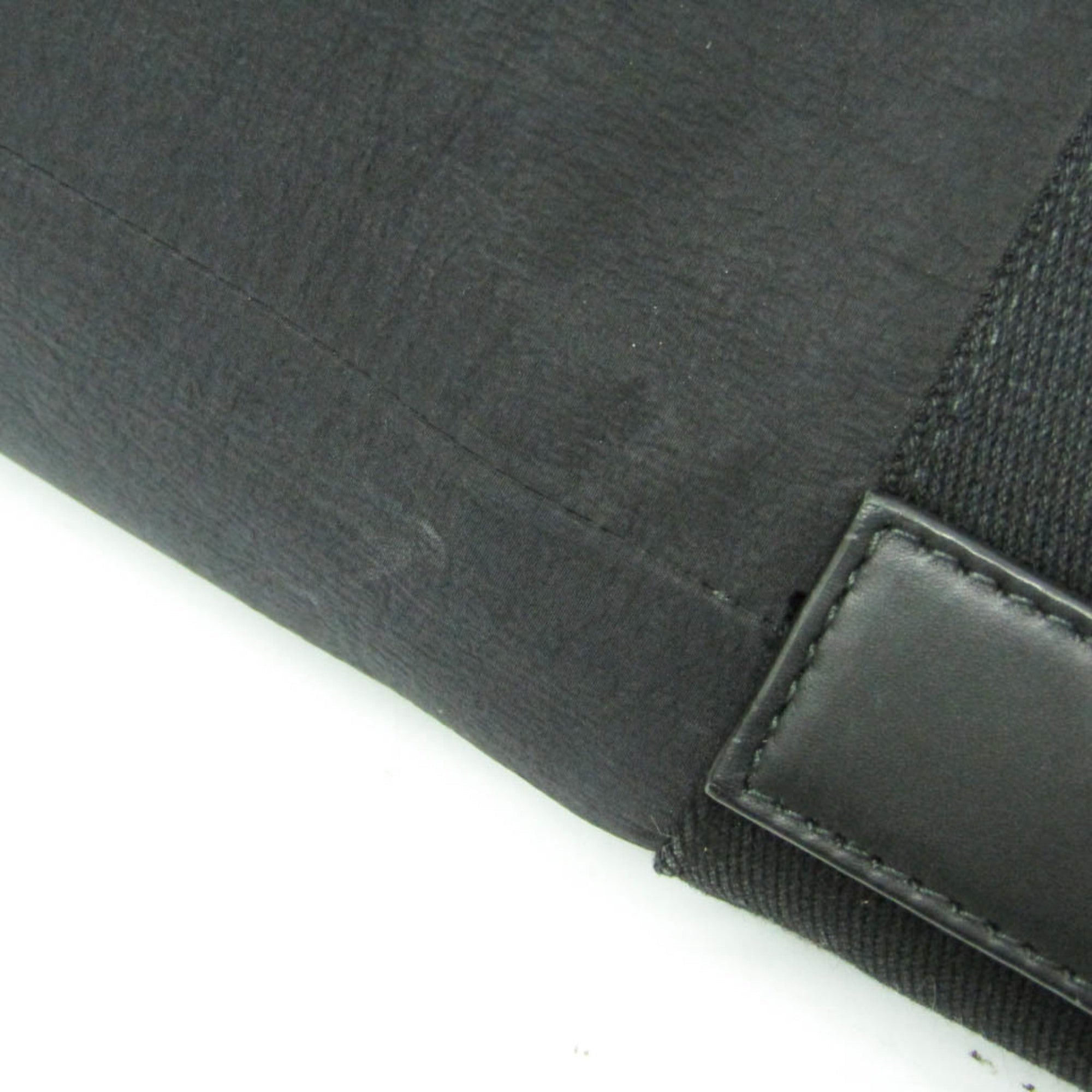 Bottega Veneta Bucket Messenger · Nylon