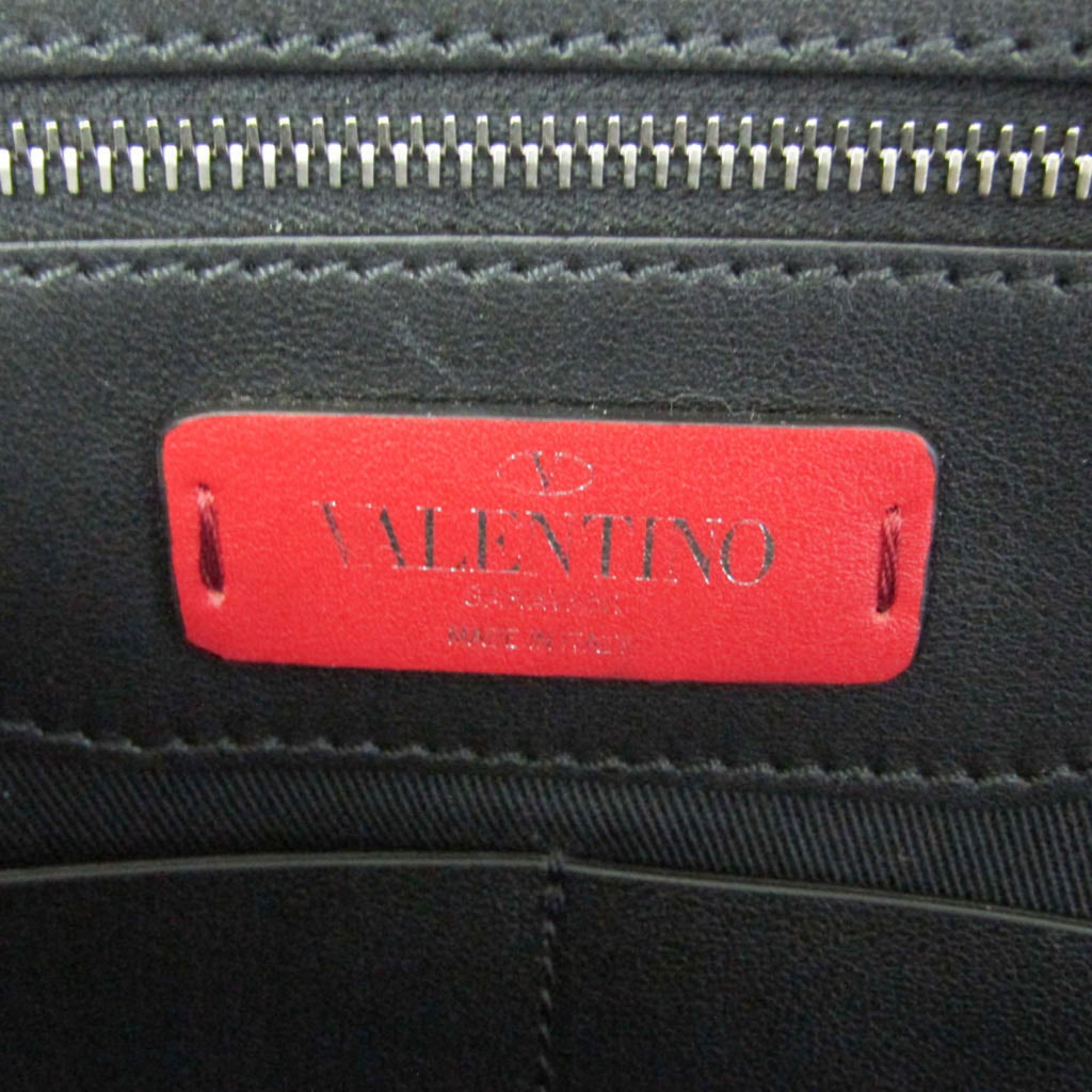 Valentino Garavani Rockstud · Leather Clutch