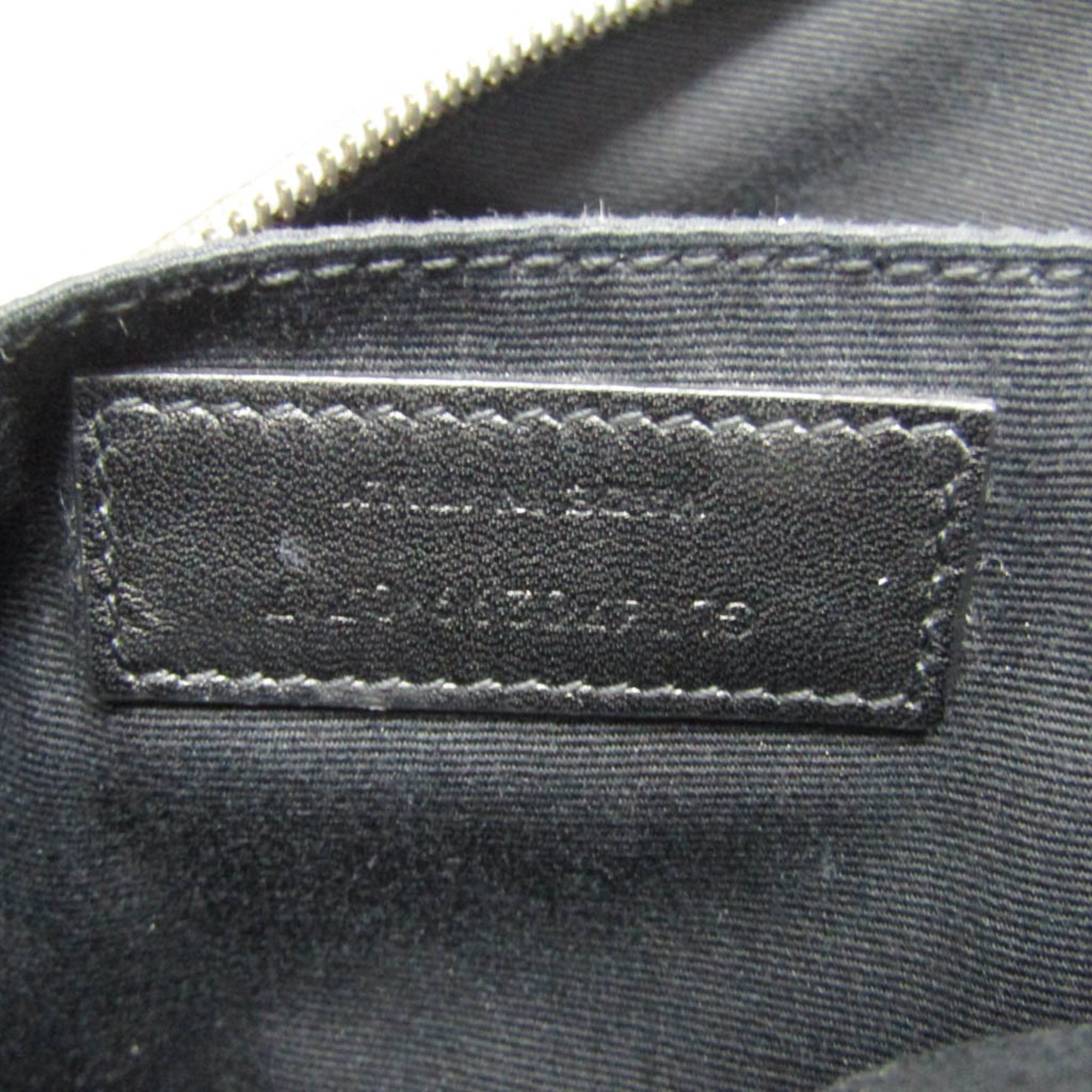 Saint Laurent Lou · Calfskin