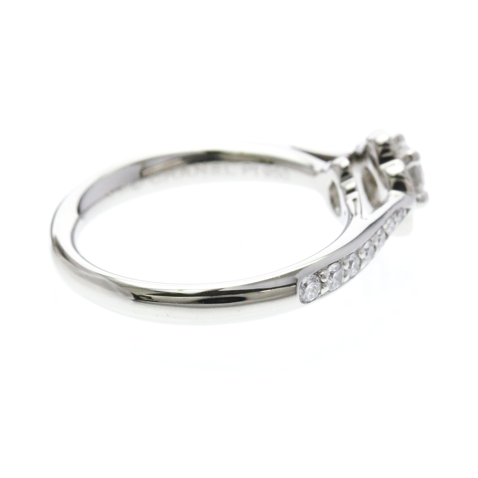 Chanel Camellia · Platinum · Diamond