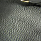 Louis Vuitton Gobelins · Epi