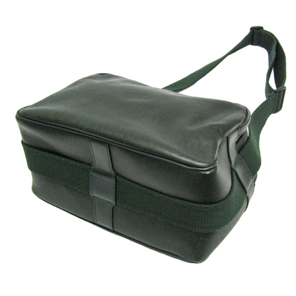 Louis Vuitton Taiga Reporter PM · Episea