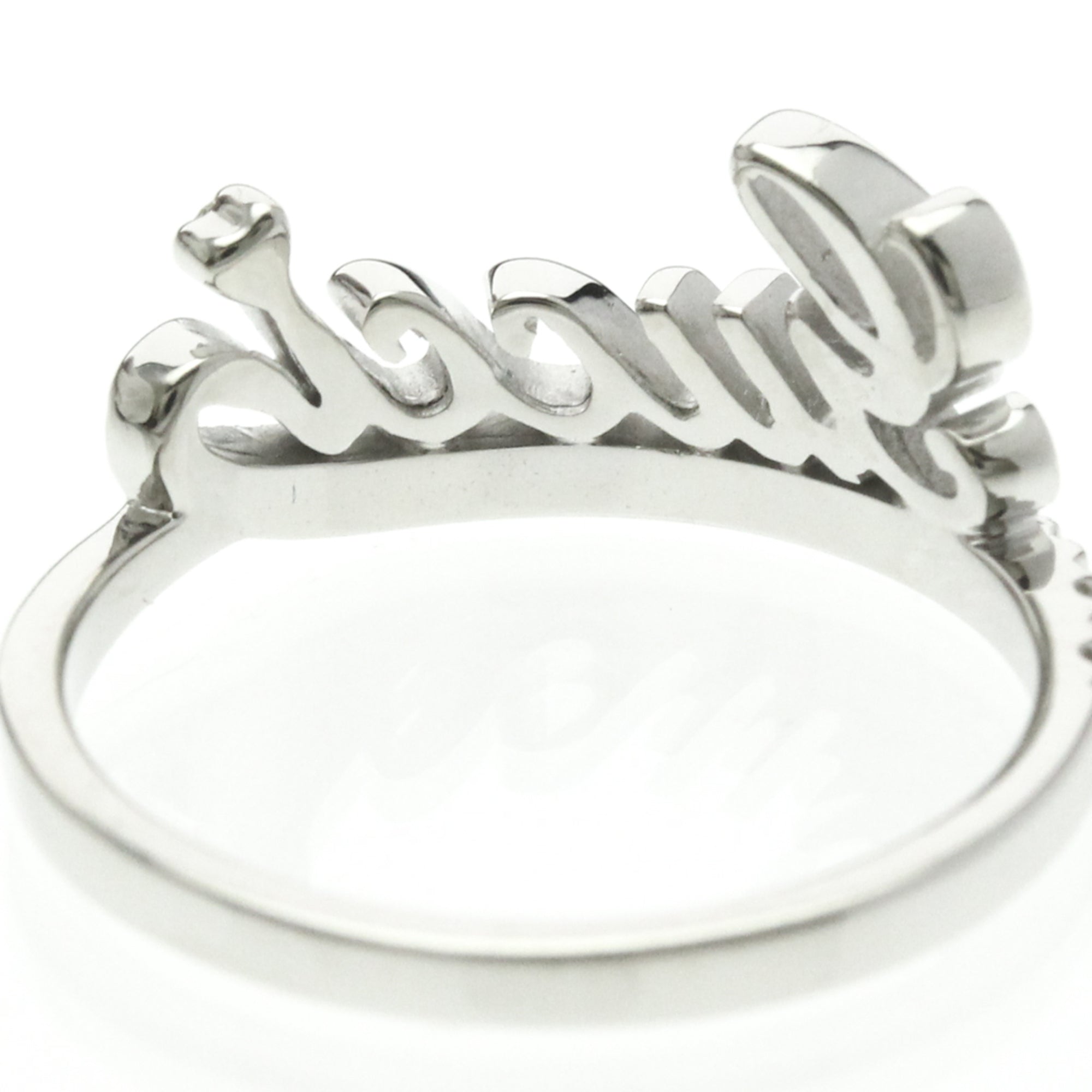 Gucci Logo Signature · 18K White Gold · Diamond