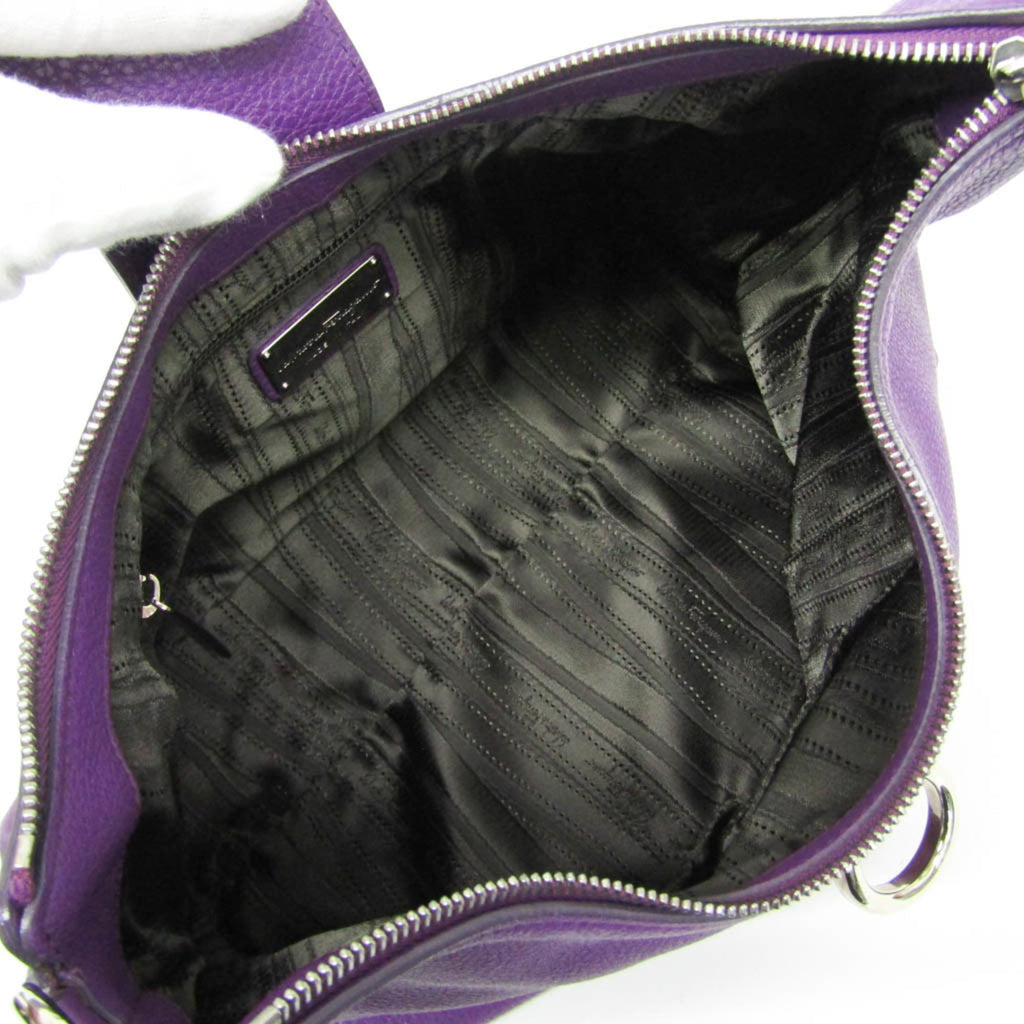 Salvatore Ferragamo Gancini · Leather