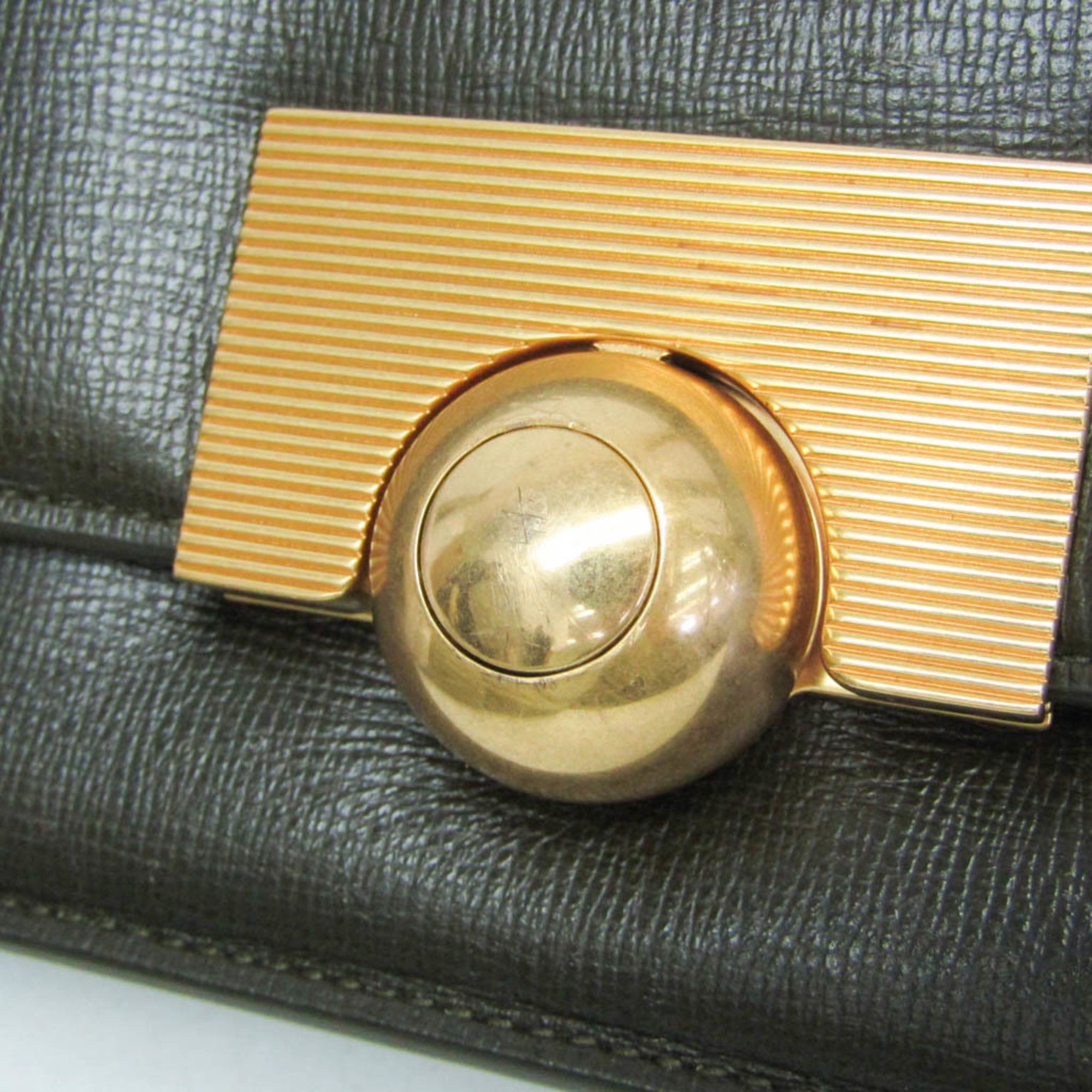Bottega Veneta Classic · Leather
